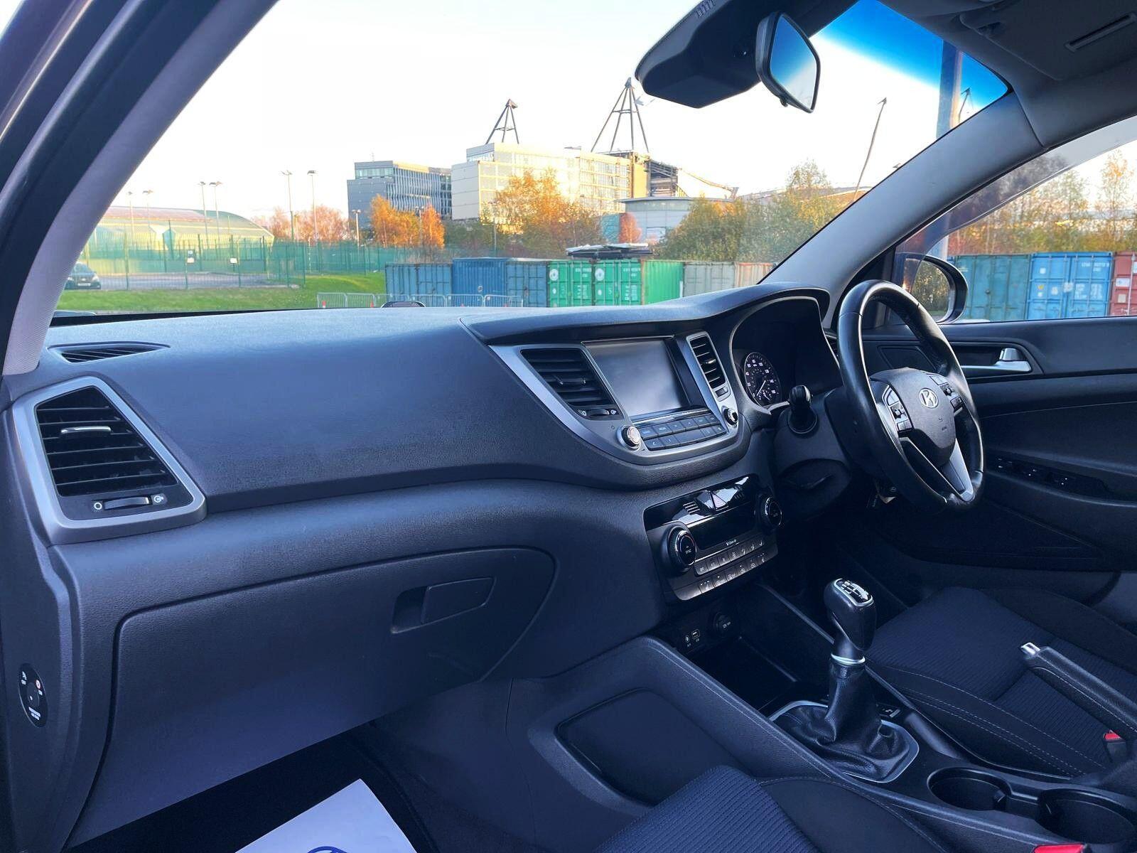 Hyundai Tucson - Image 13