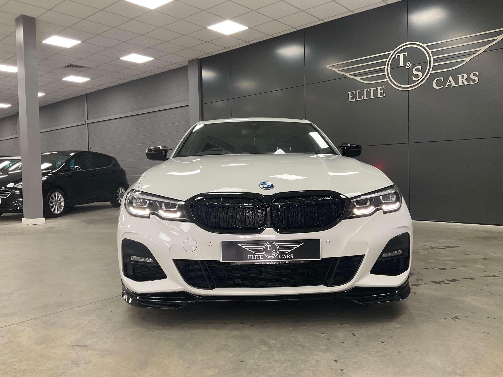 BMW 3 Series - Image 6