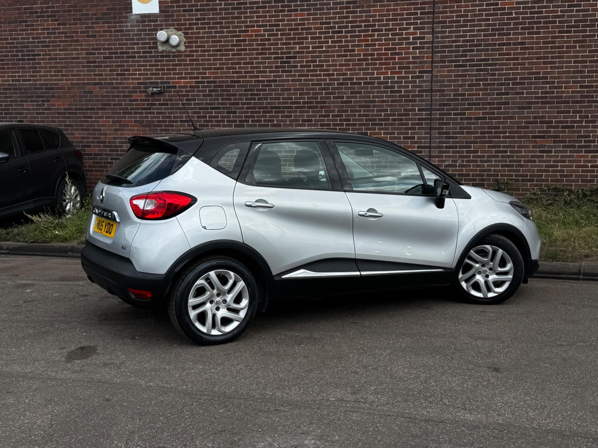 Renault Captur - Image 12