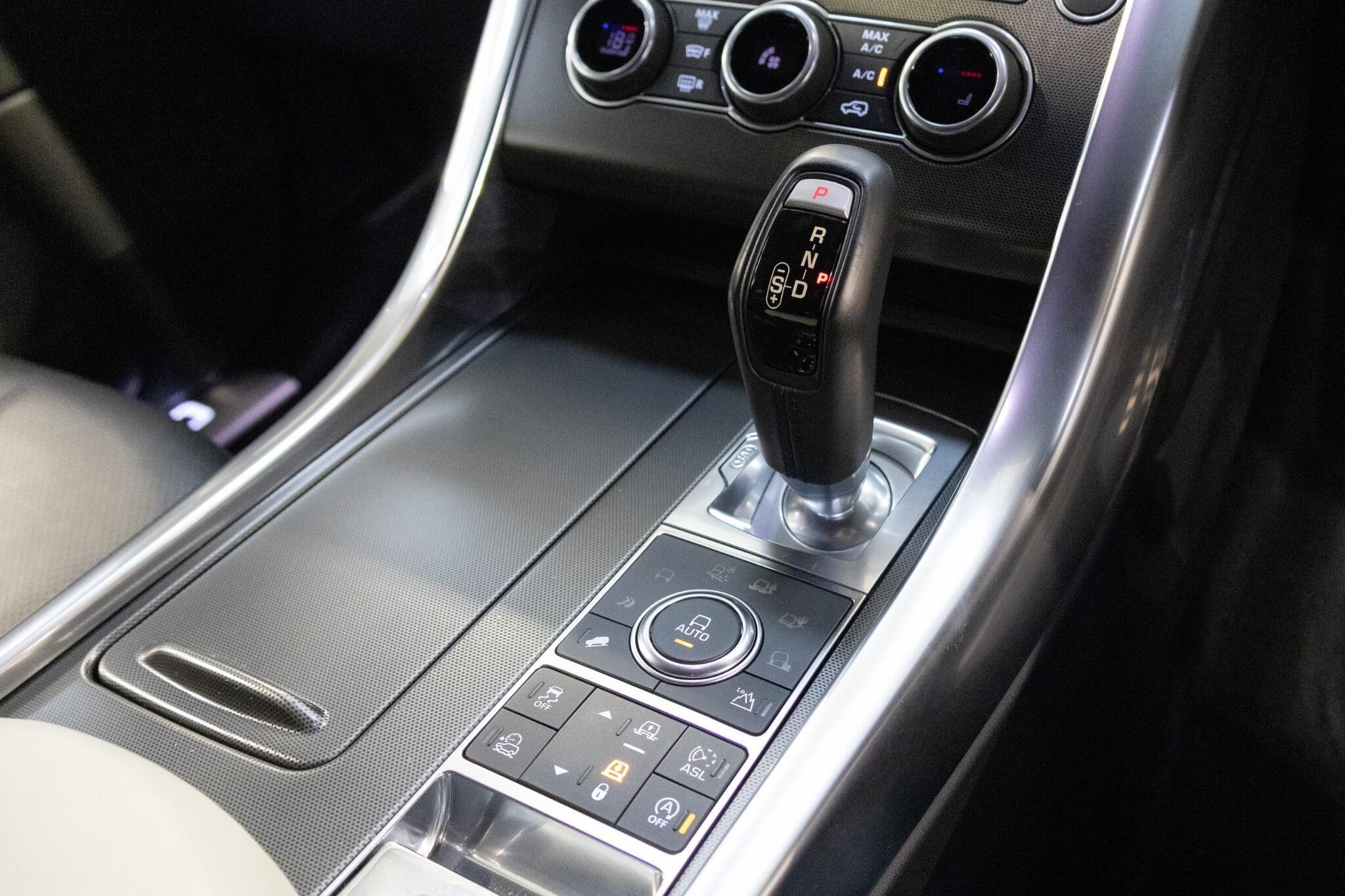 Land Rover RANGE ROVER SPORT - Image 31