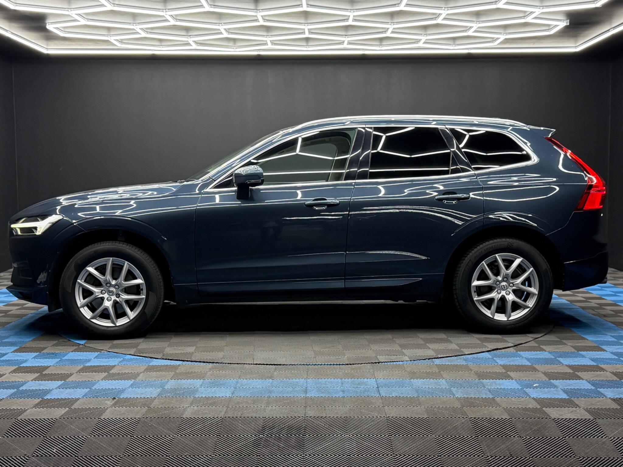 Volvo XC60 - Image 8