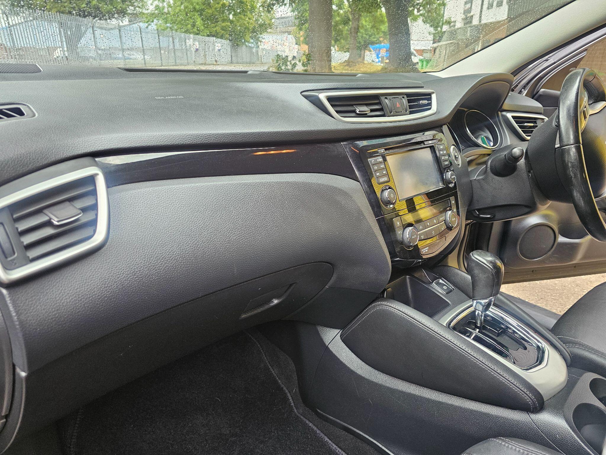 Nissan Qashqai - Image 18