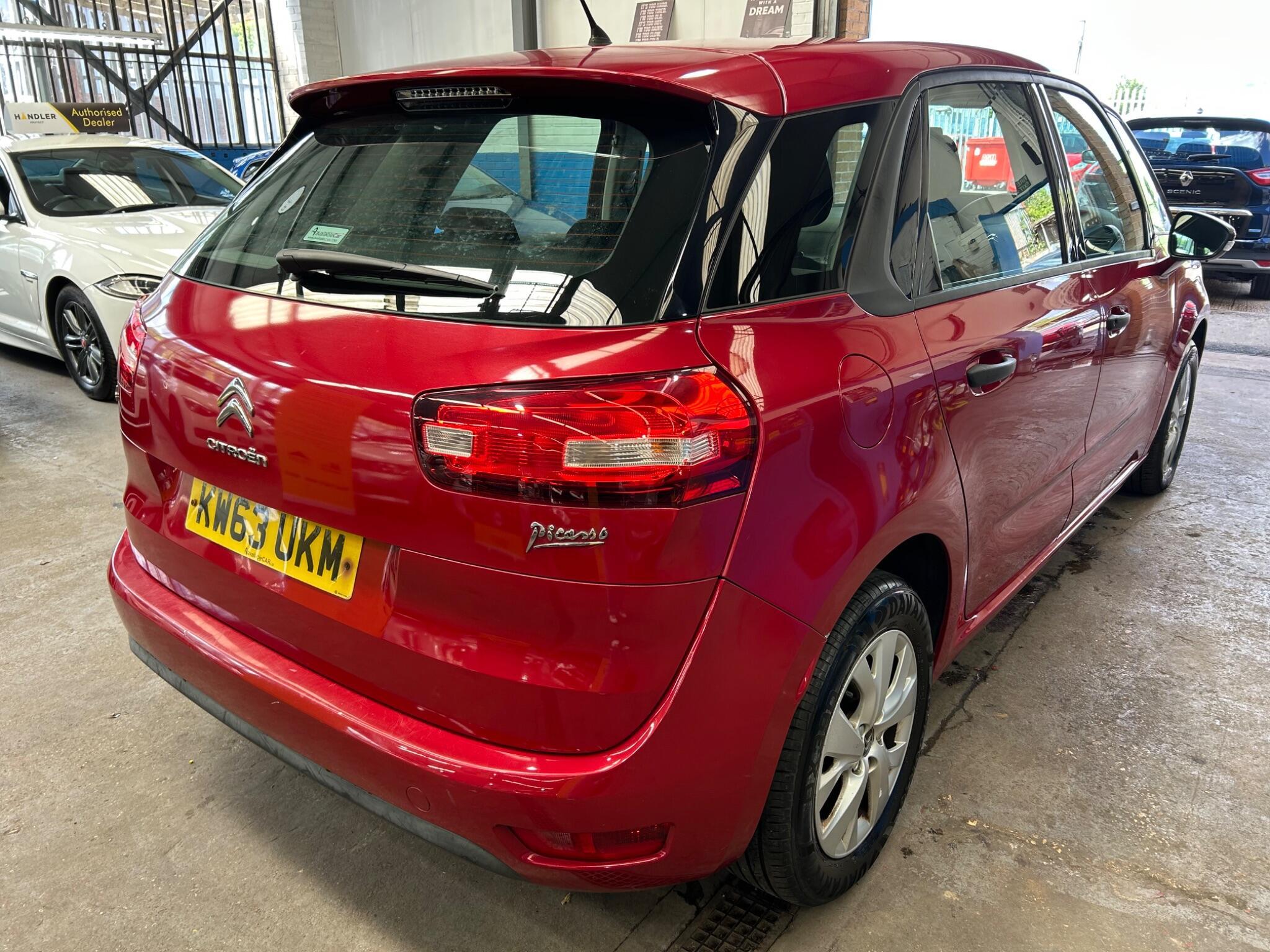 Citroen C4 Picasso - Image 8