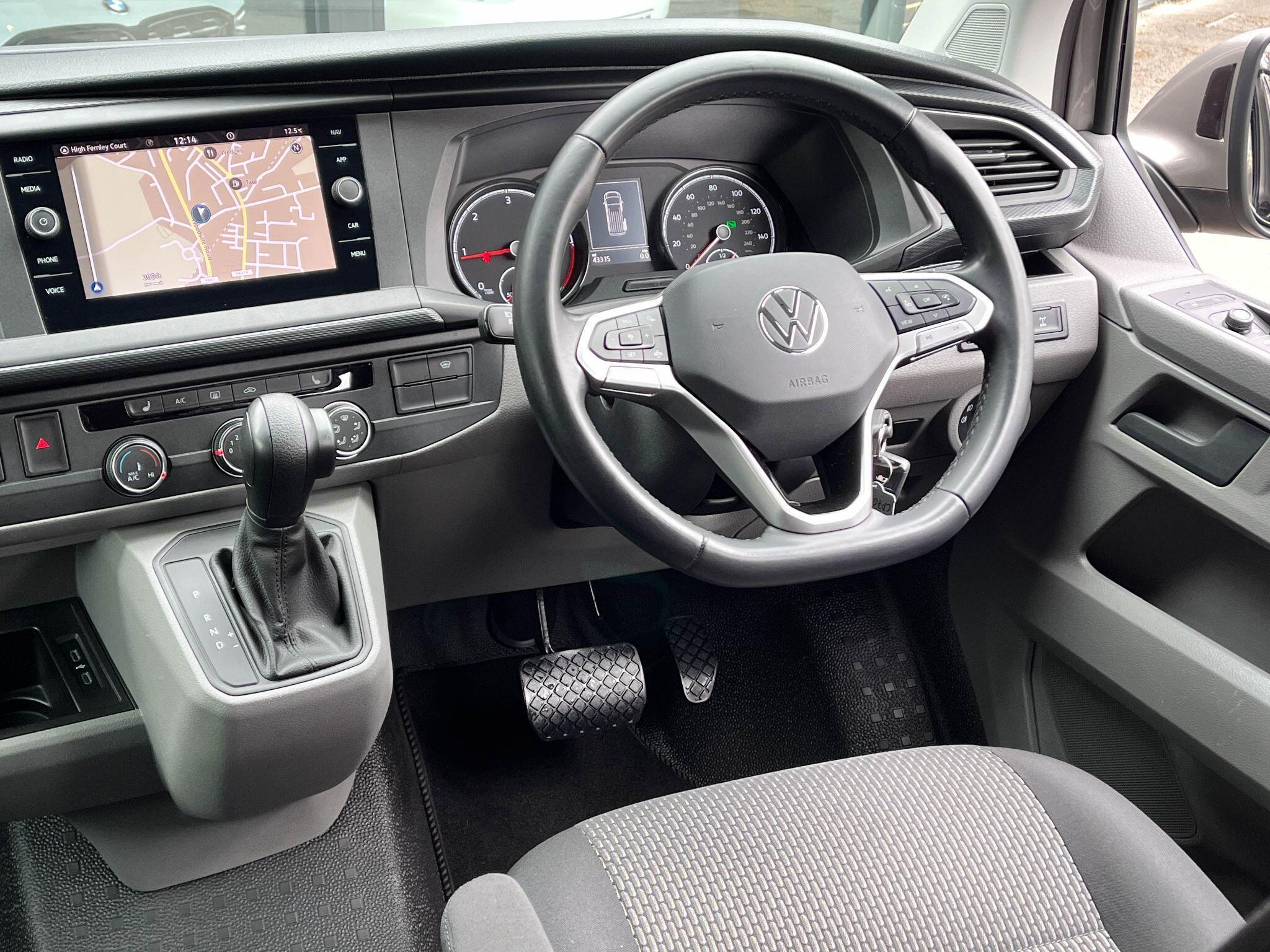 Volkswagen Transporter - Image 15