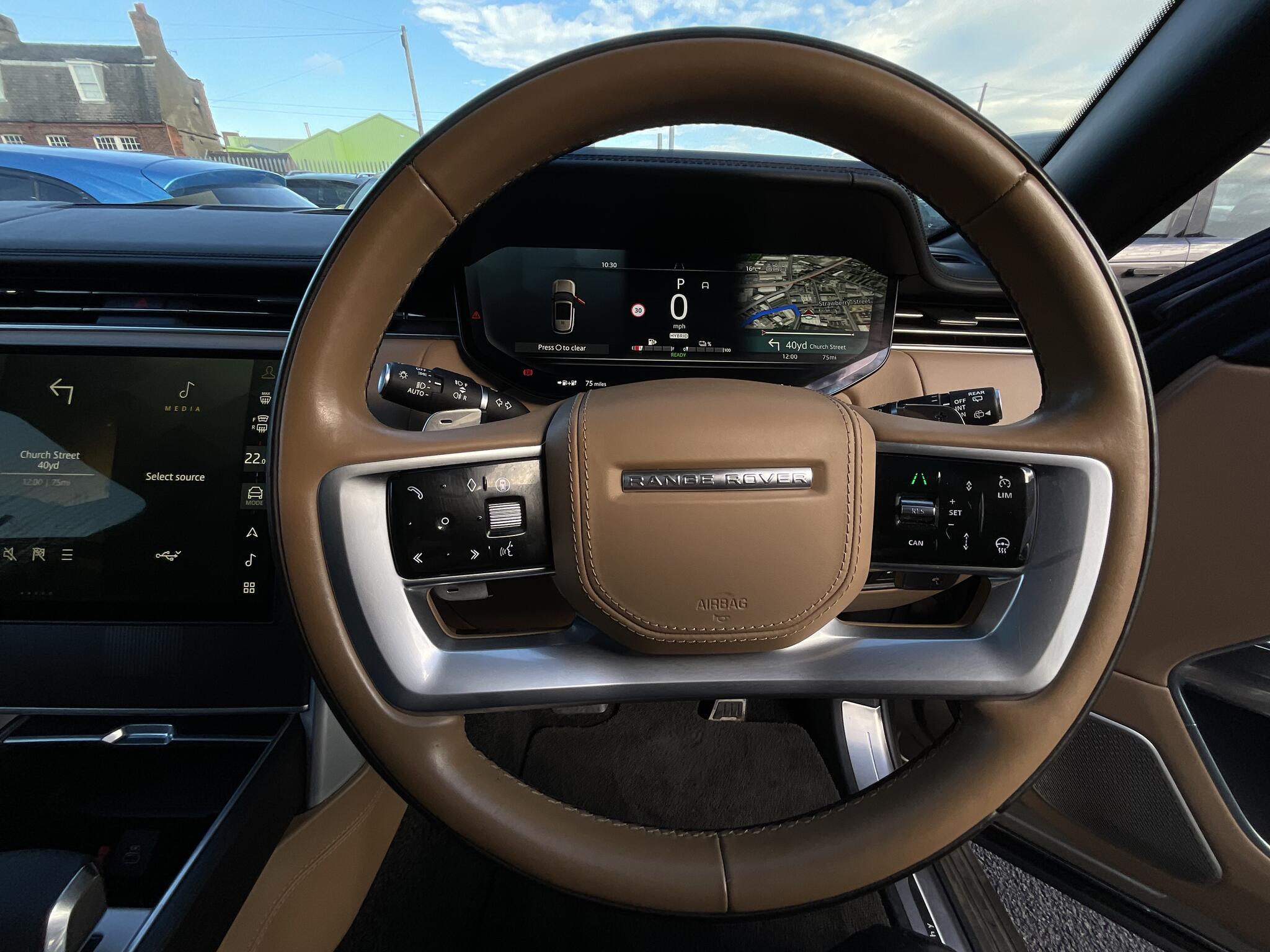 Land Rover Range Rover - Image 20