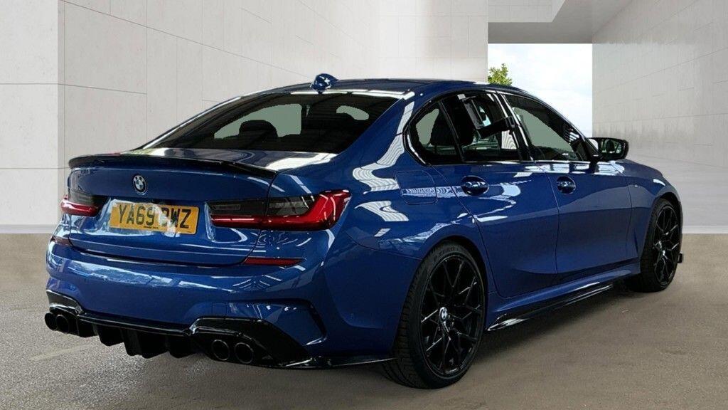 BMW 3 Series - Image 5