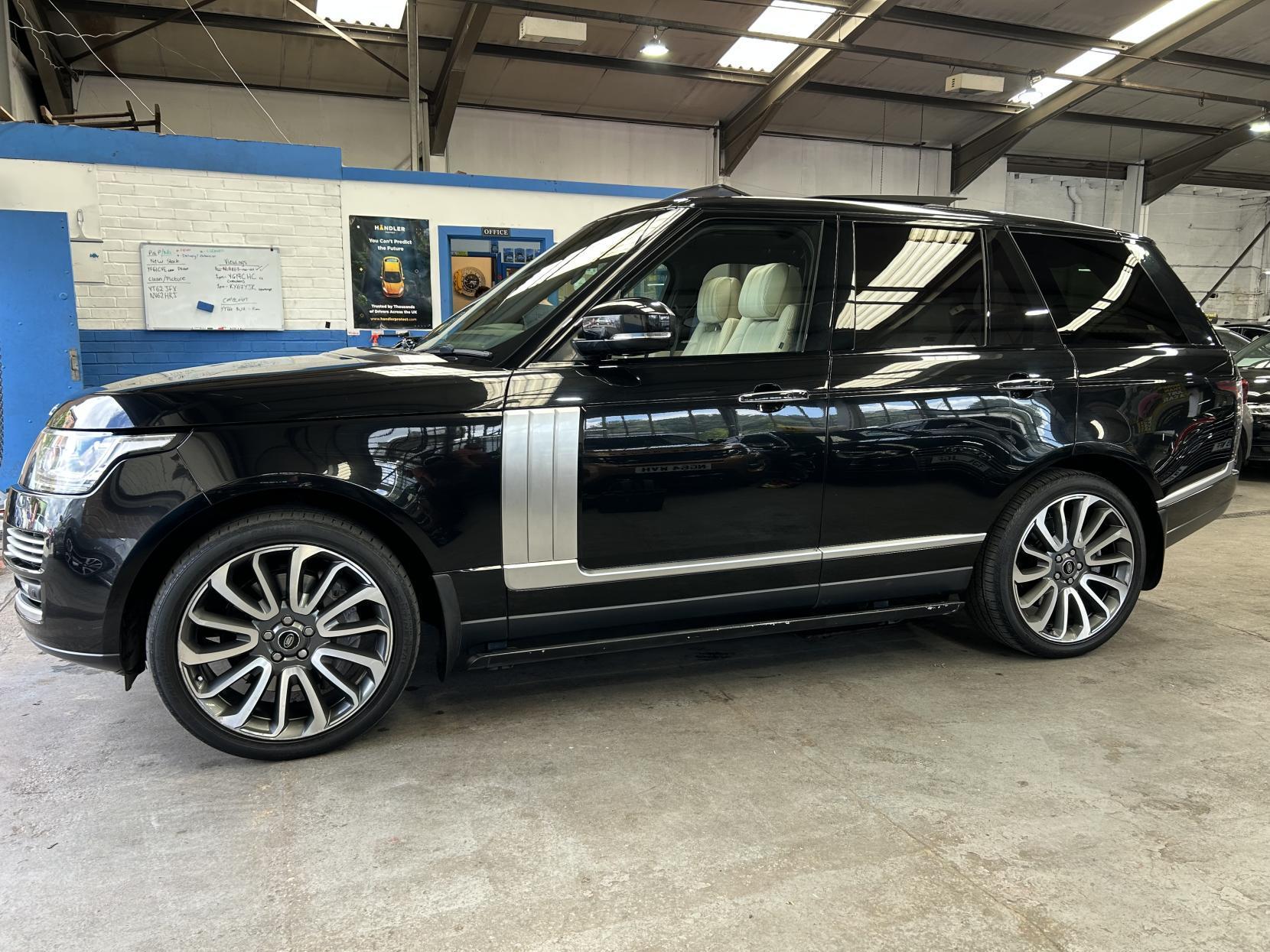 Land Rover Range Rover - Image 4