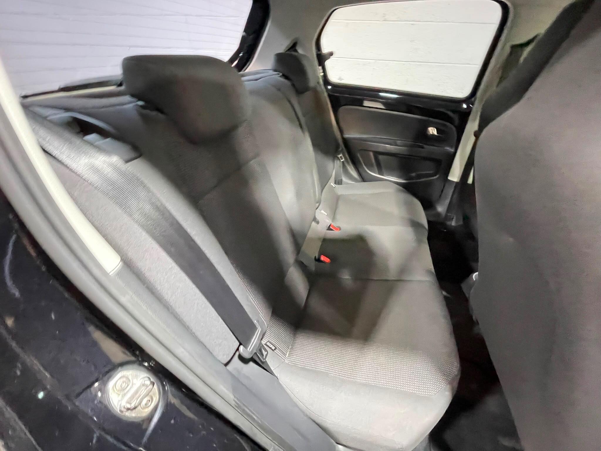 Volkswagen up! - Image 10