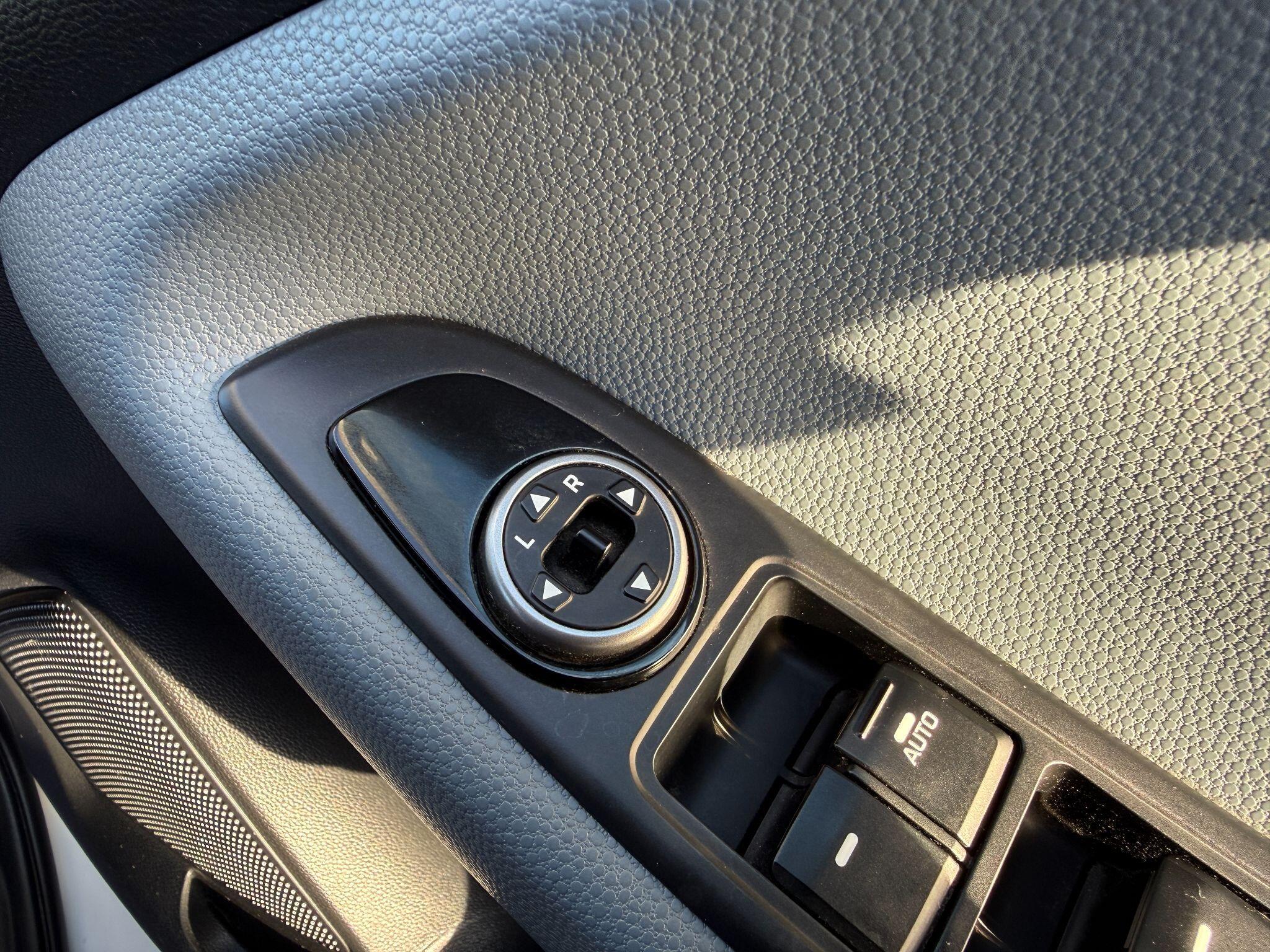 Hyundai i20 - Image 60