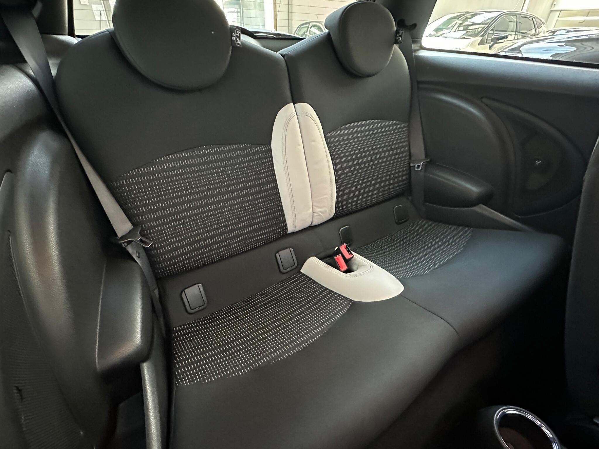 MINI Hatch - Image 9