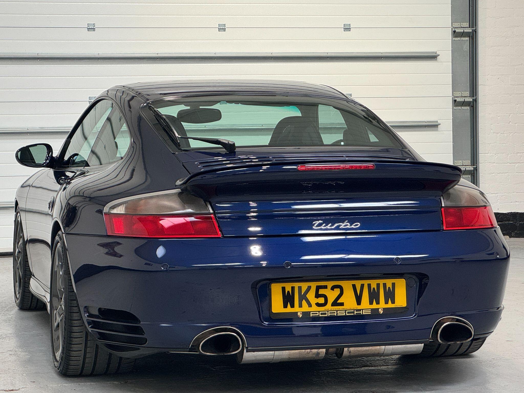 Porsche 911 - Image 14