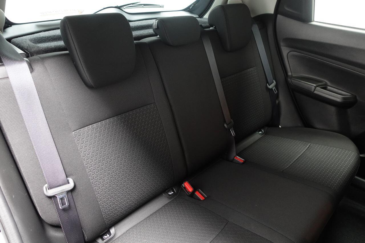 Suzuki Swift - Image 18