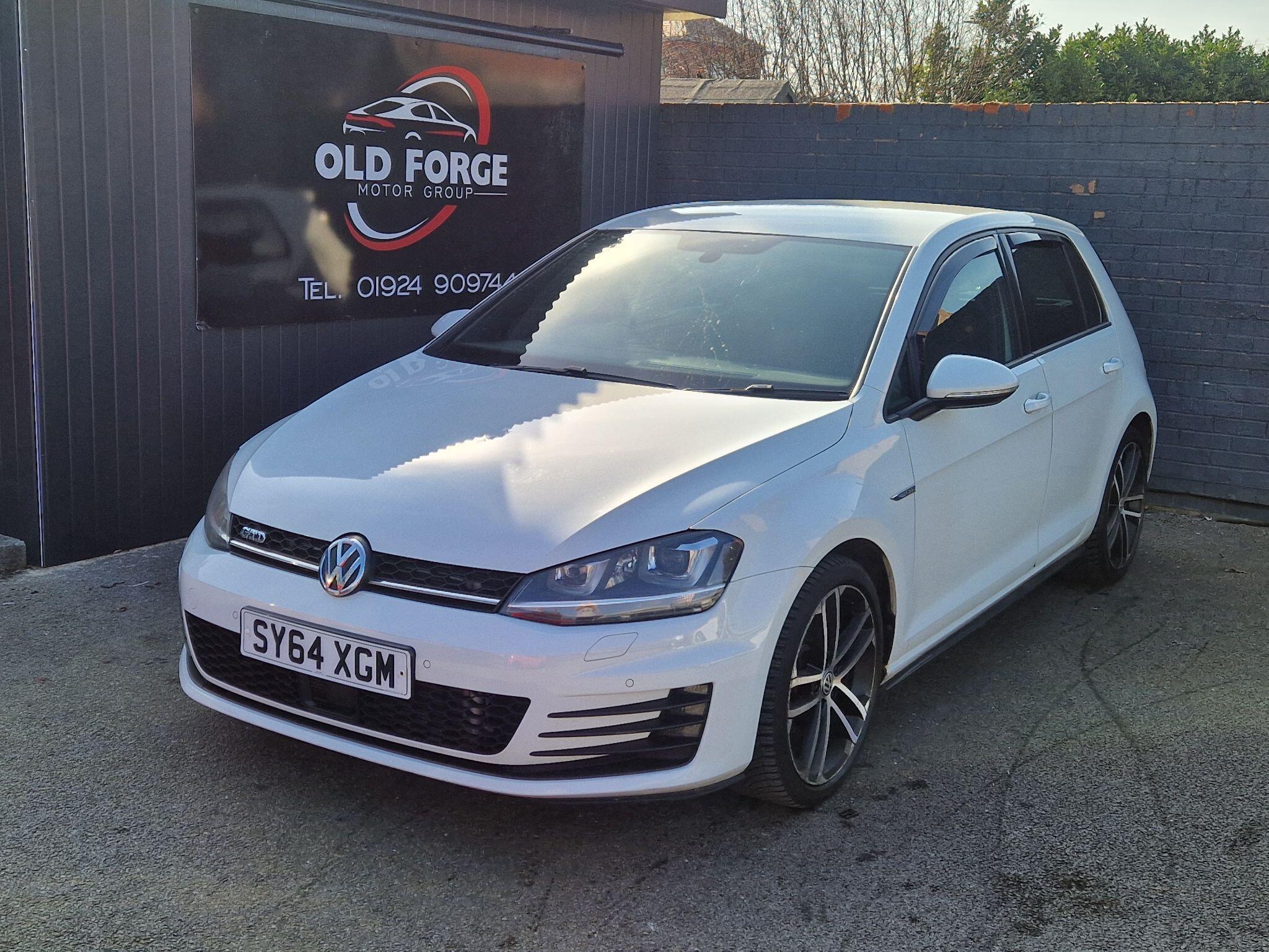 Volkswagen Golf - Image 14