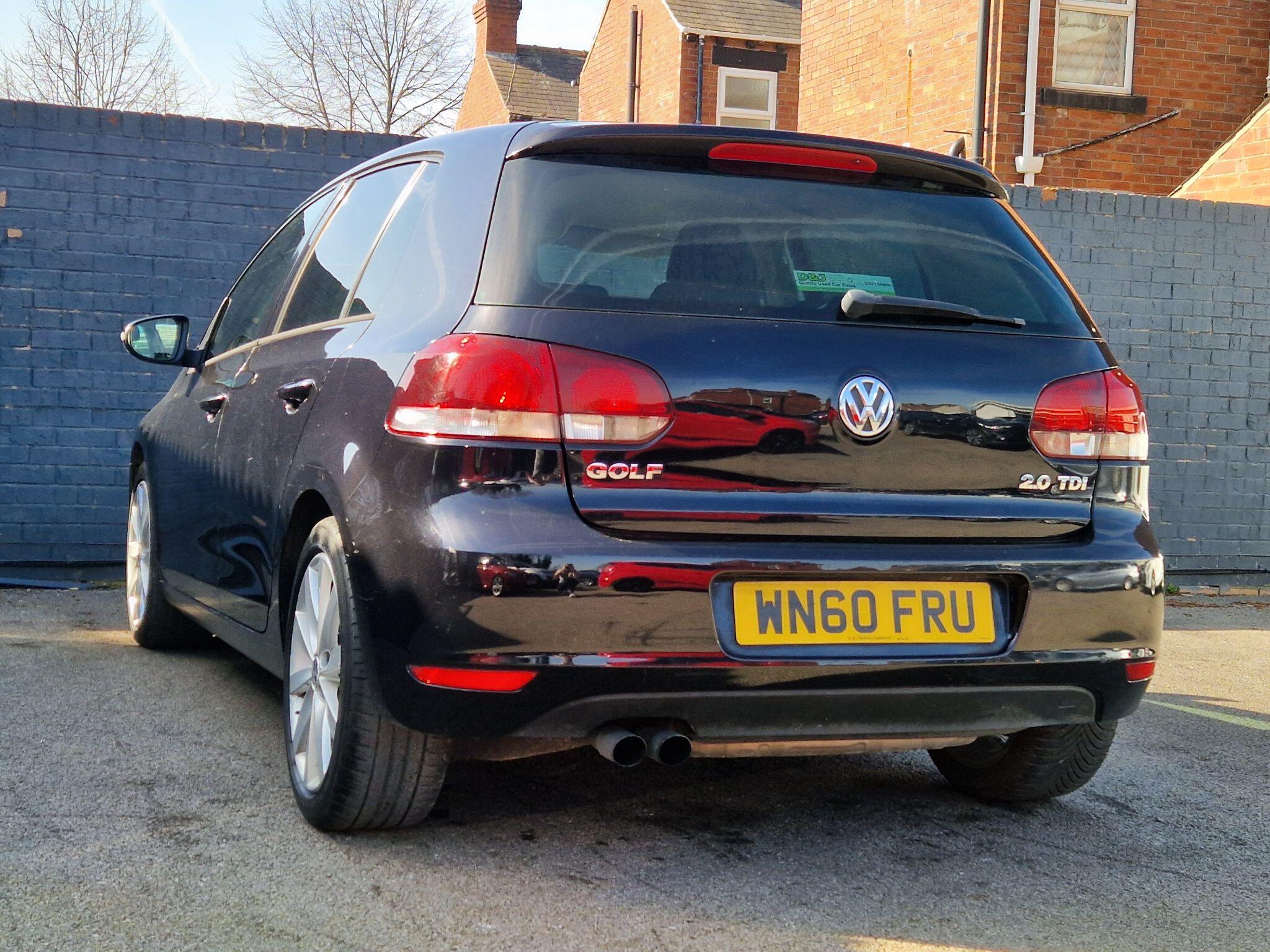 Volkswagen Golf - Image 9