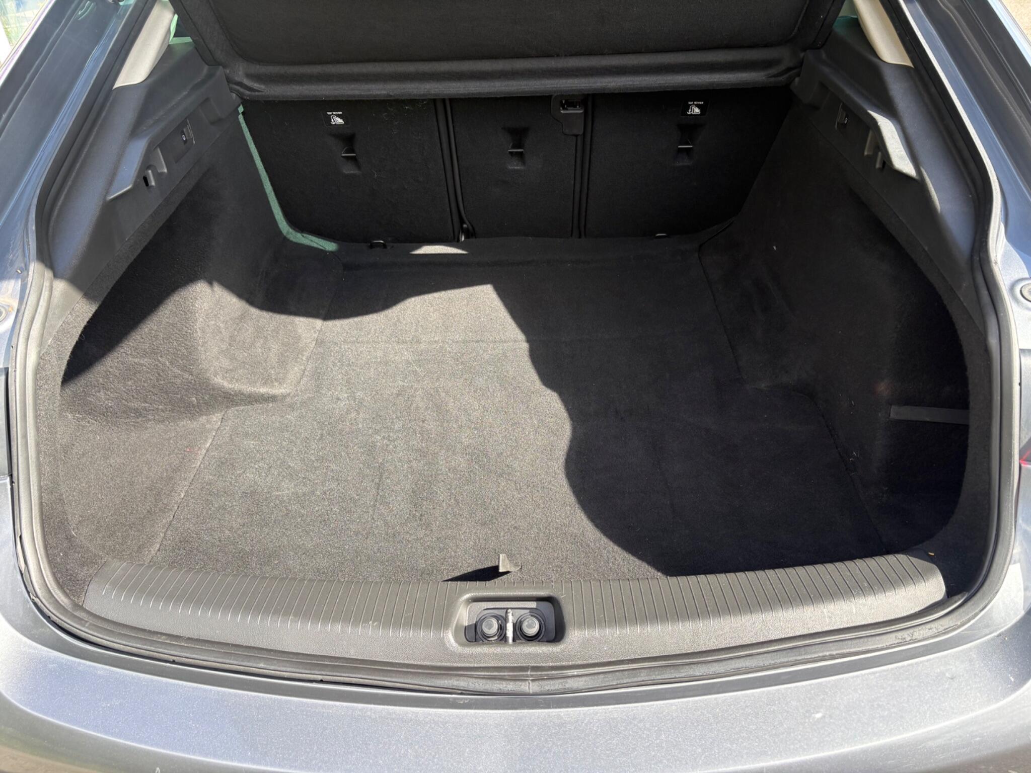 Vauxhall Insignia - Image 12