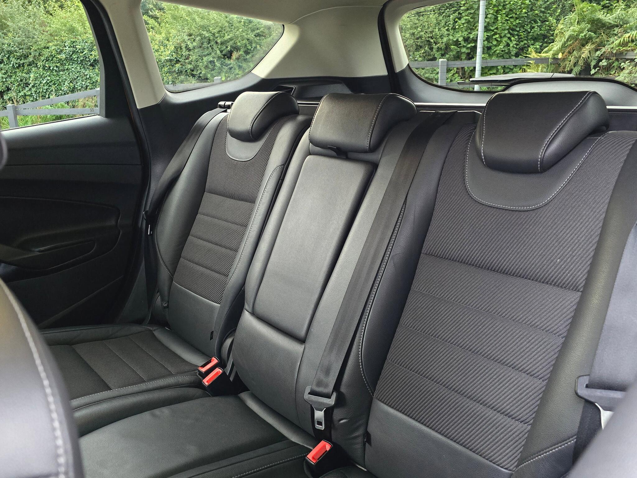 Ford Kuga - Image 5