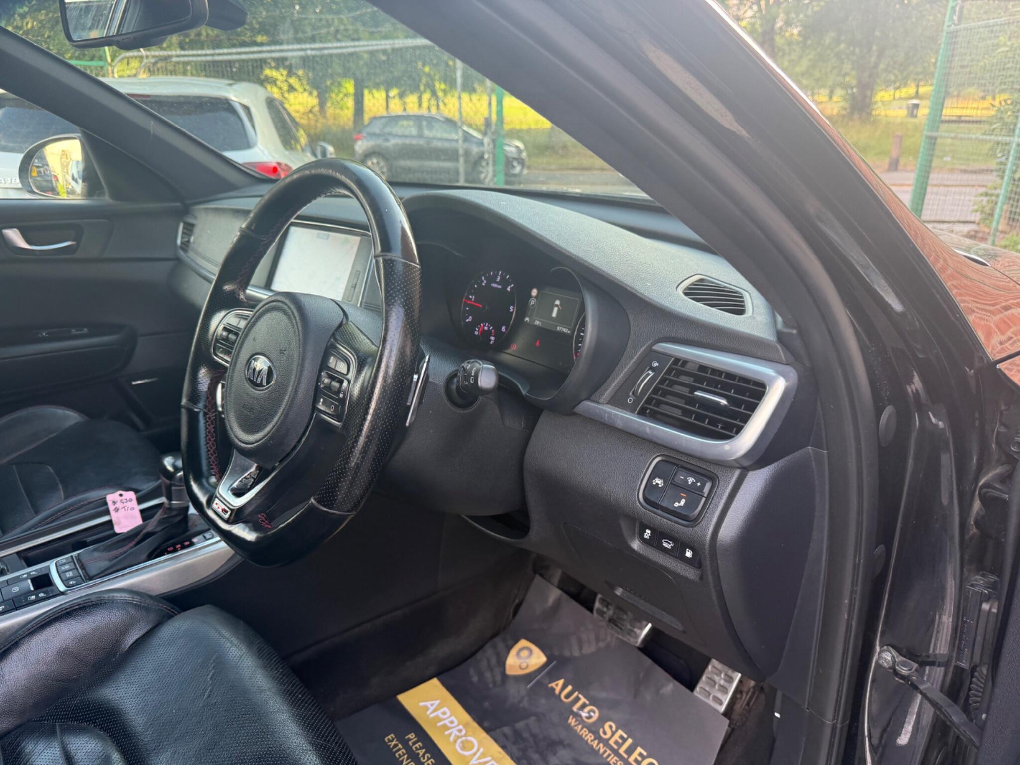 Kia Optima - Image 15