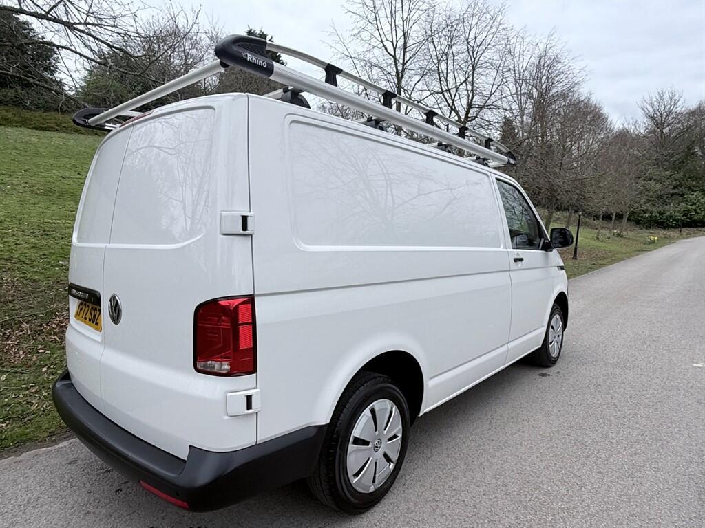 Volkswagen Transporter - Image 6