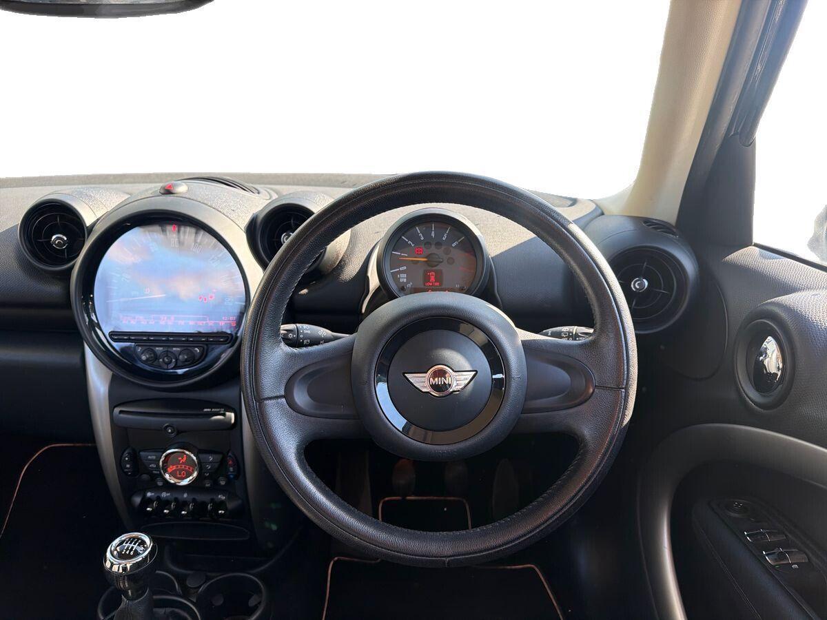 MINI Countryman - Image 9