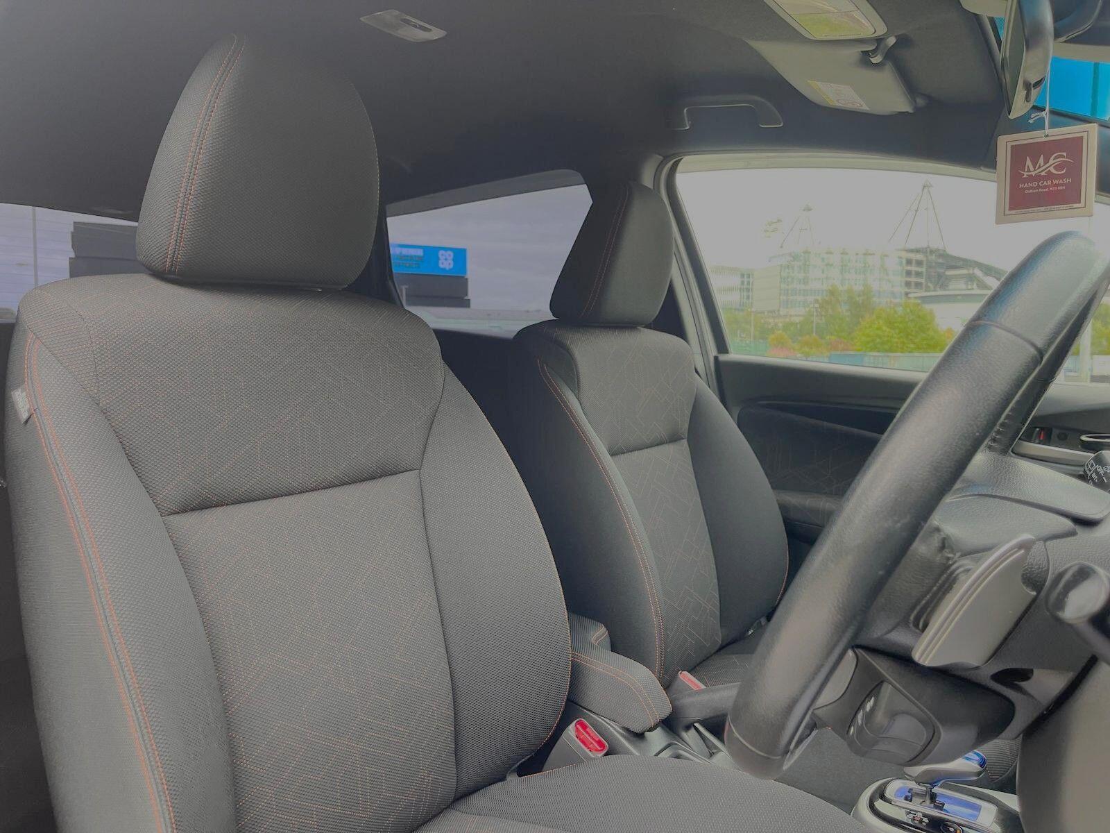 Honda FIT - Image 28