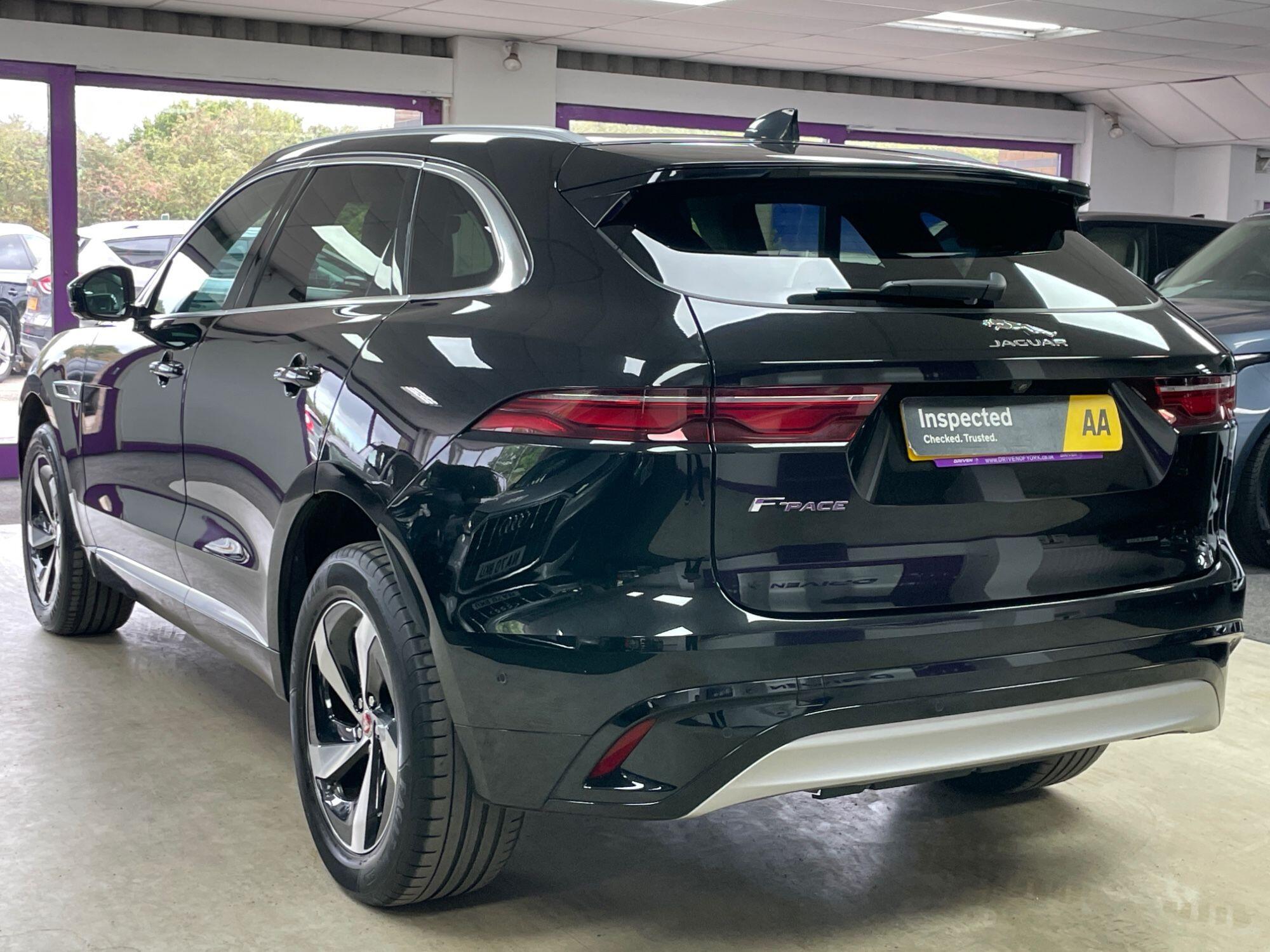 Jaguar F-Pace - Image 8