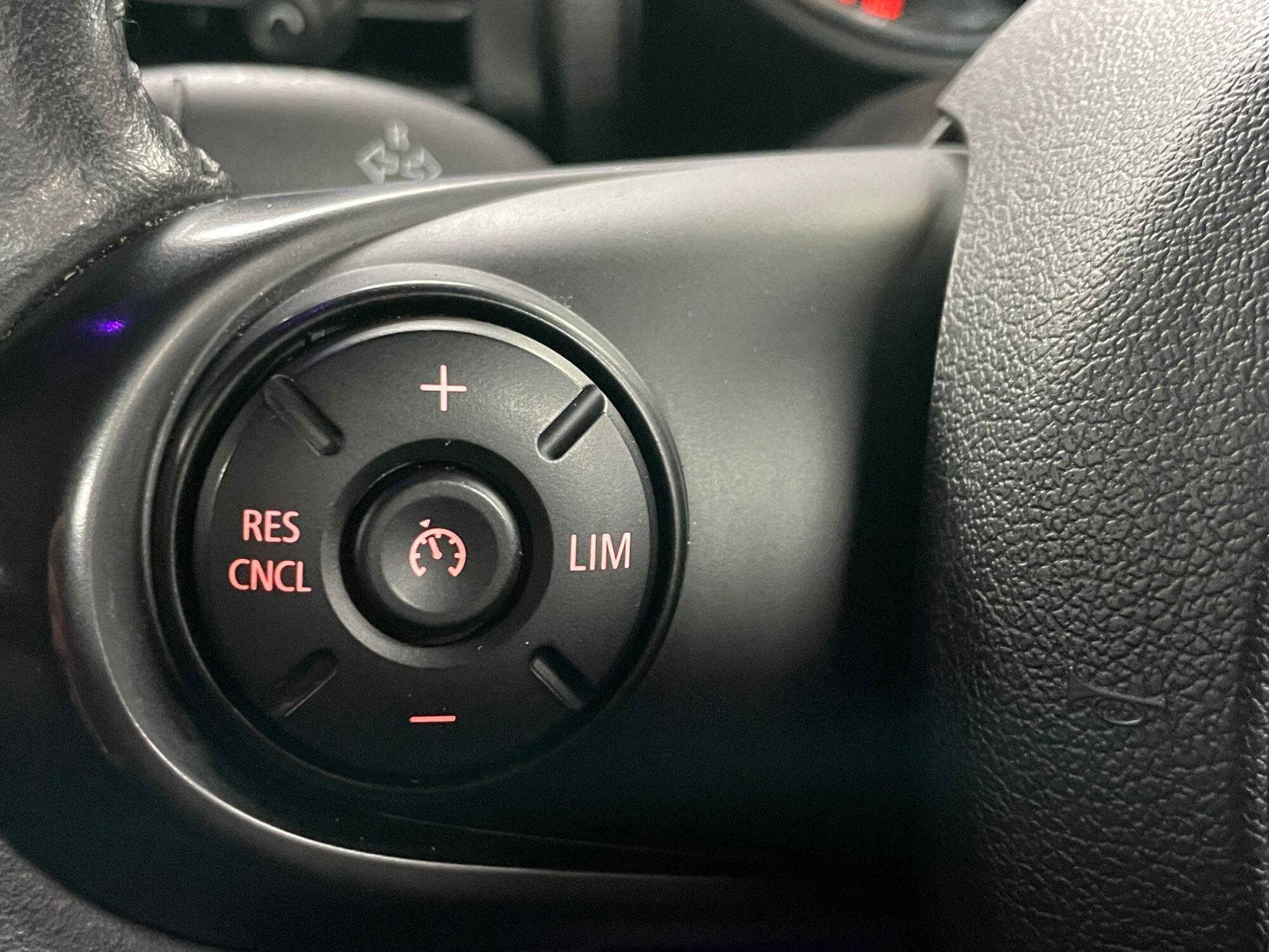 MINI Hatch - Image 35