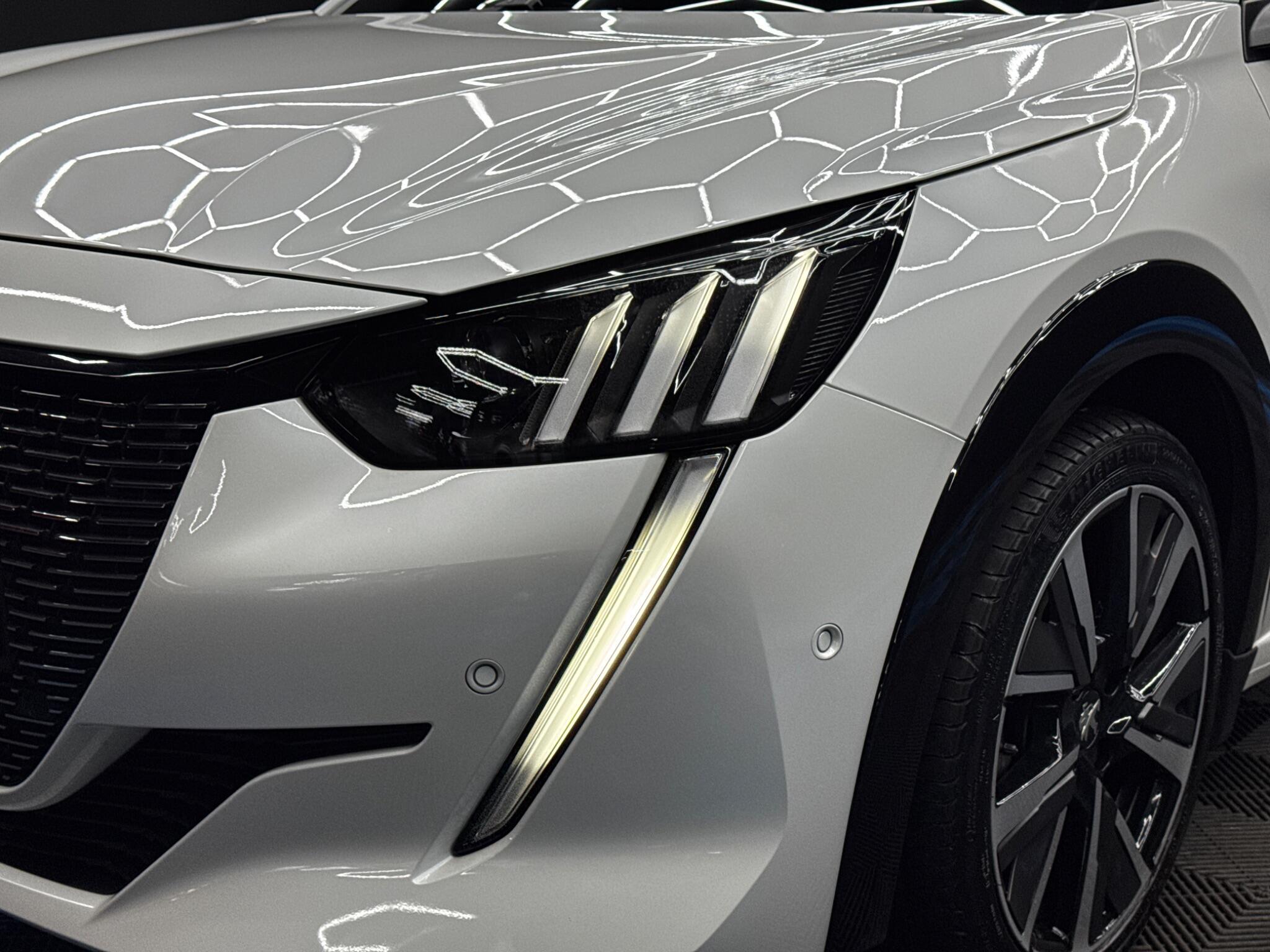 Peugeot 208 - Image 44