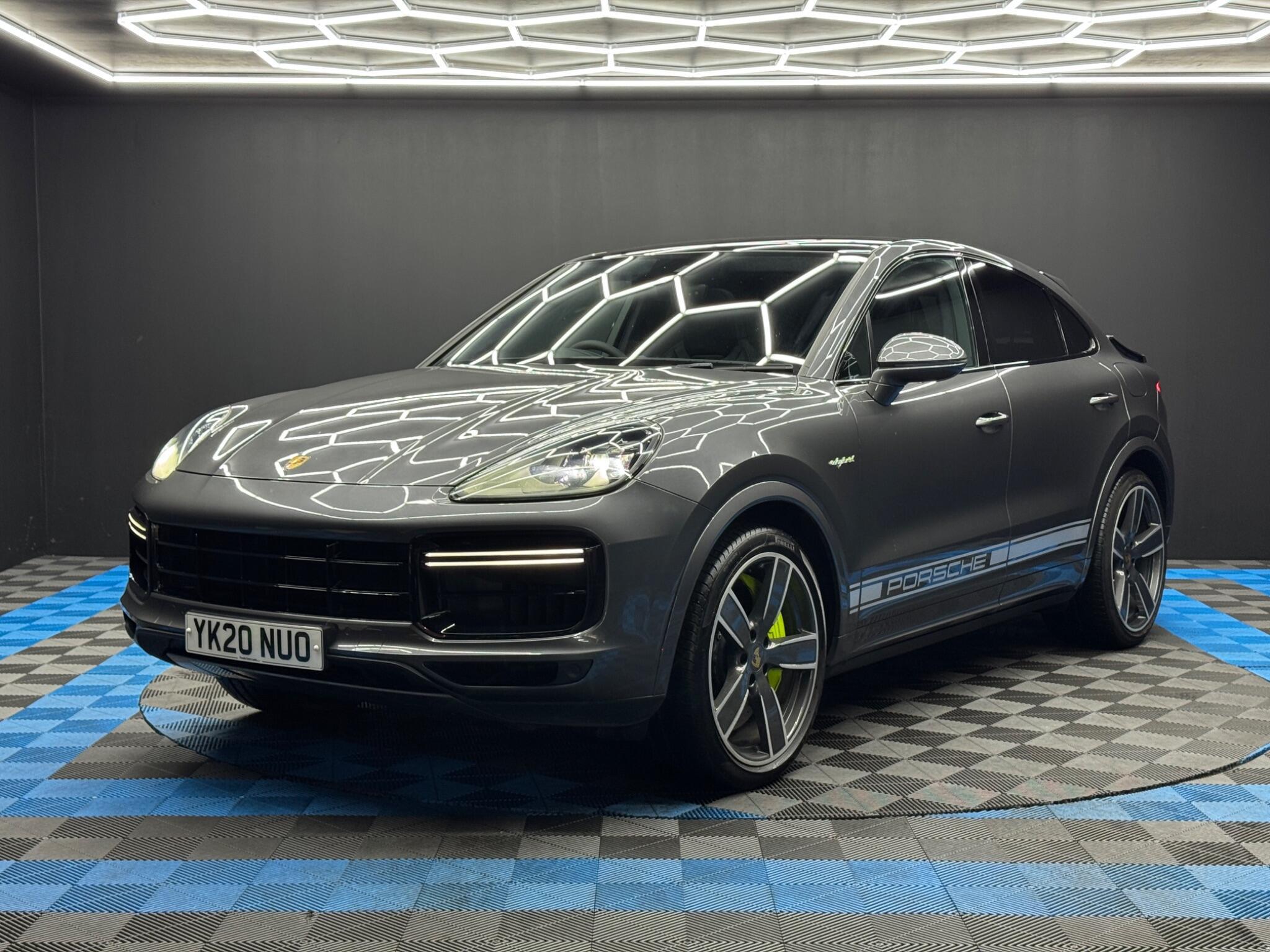 Porsche Cayenne - Image 3