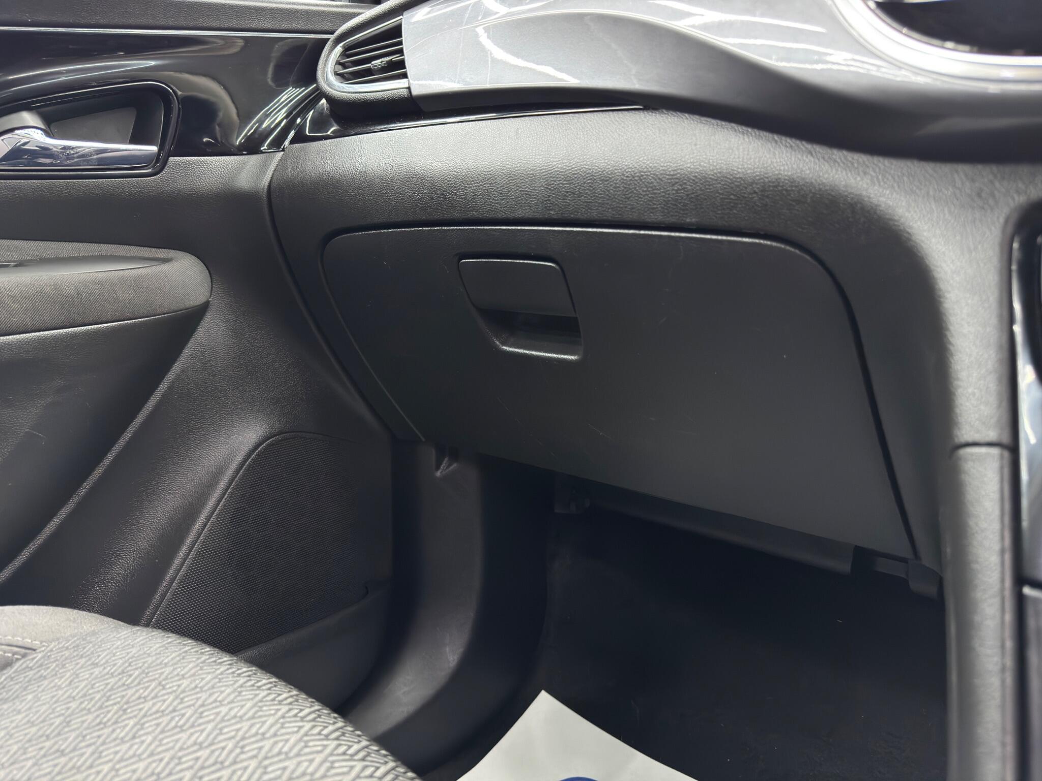 Vauxhall Mokka X - Image 32