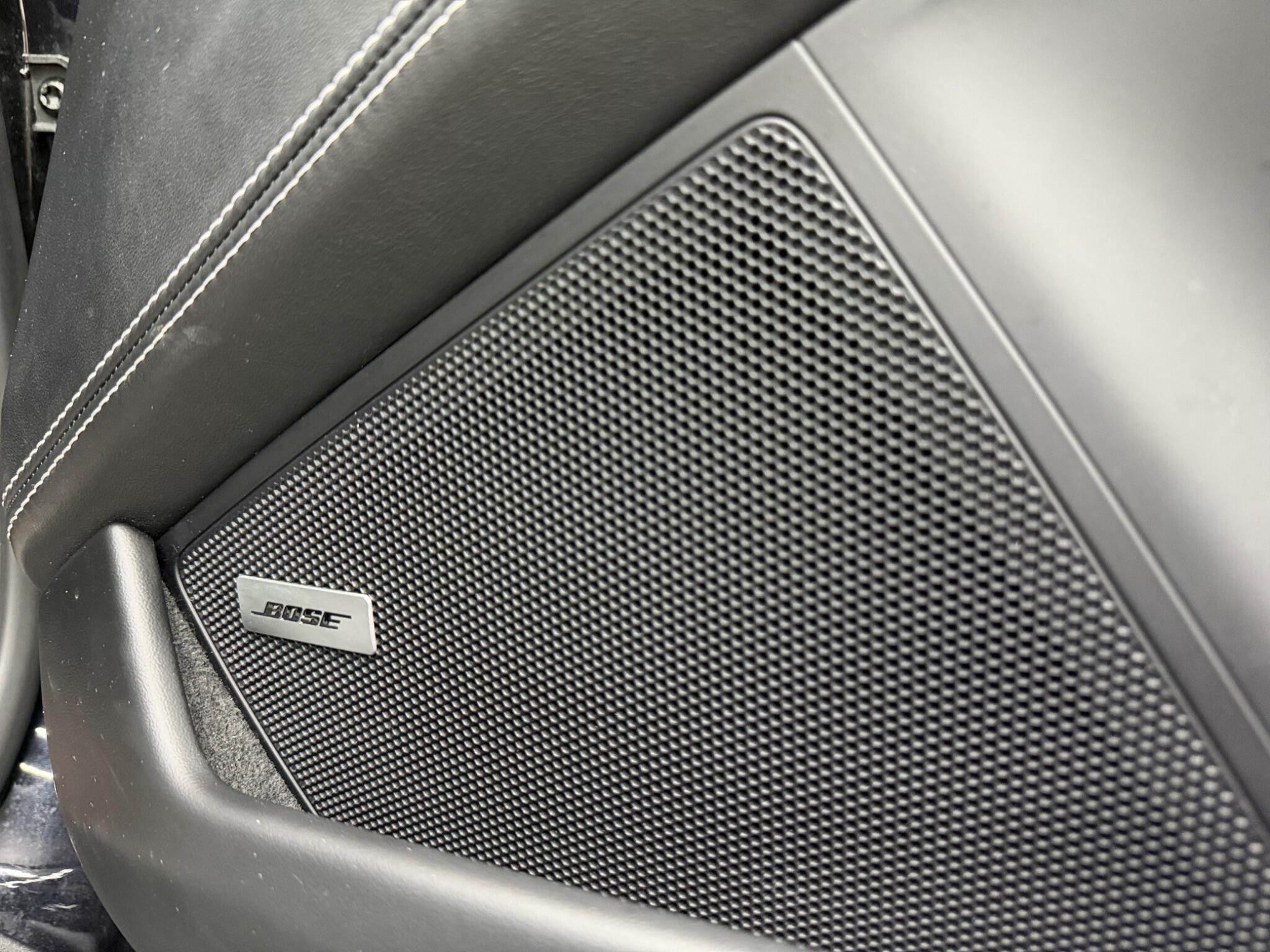 Porsche 911 - Image 22