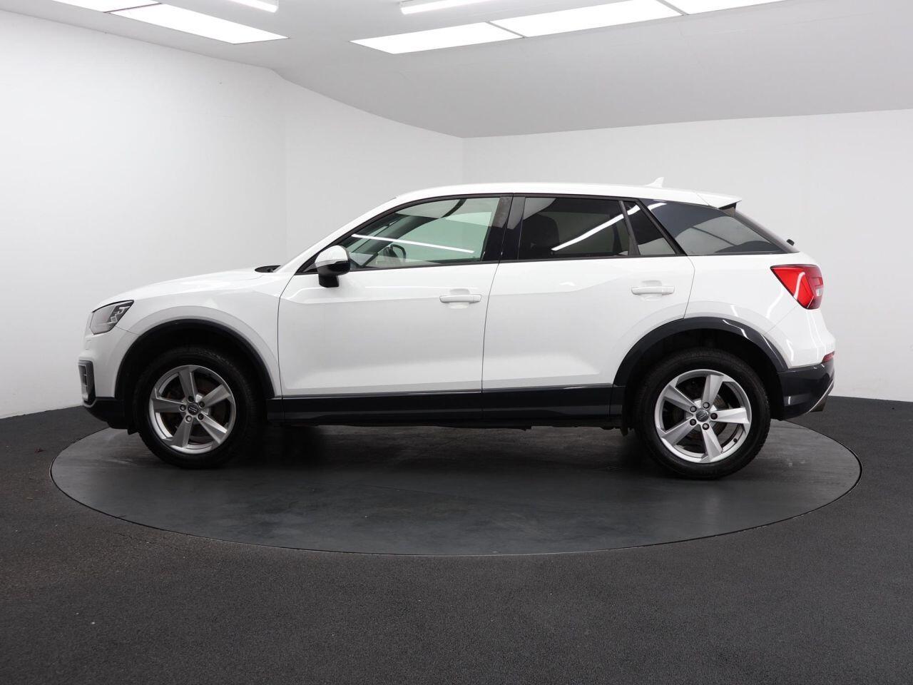 Audi Q2 - Image 8