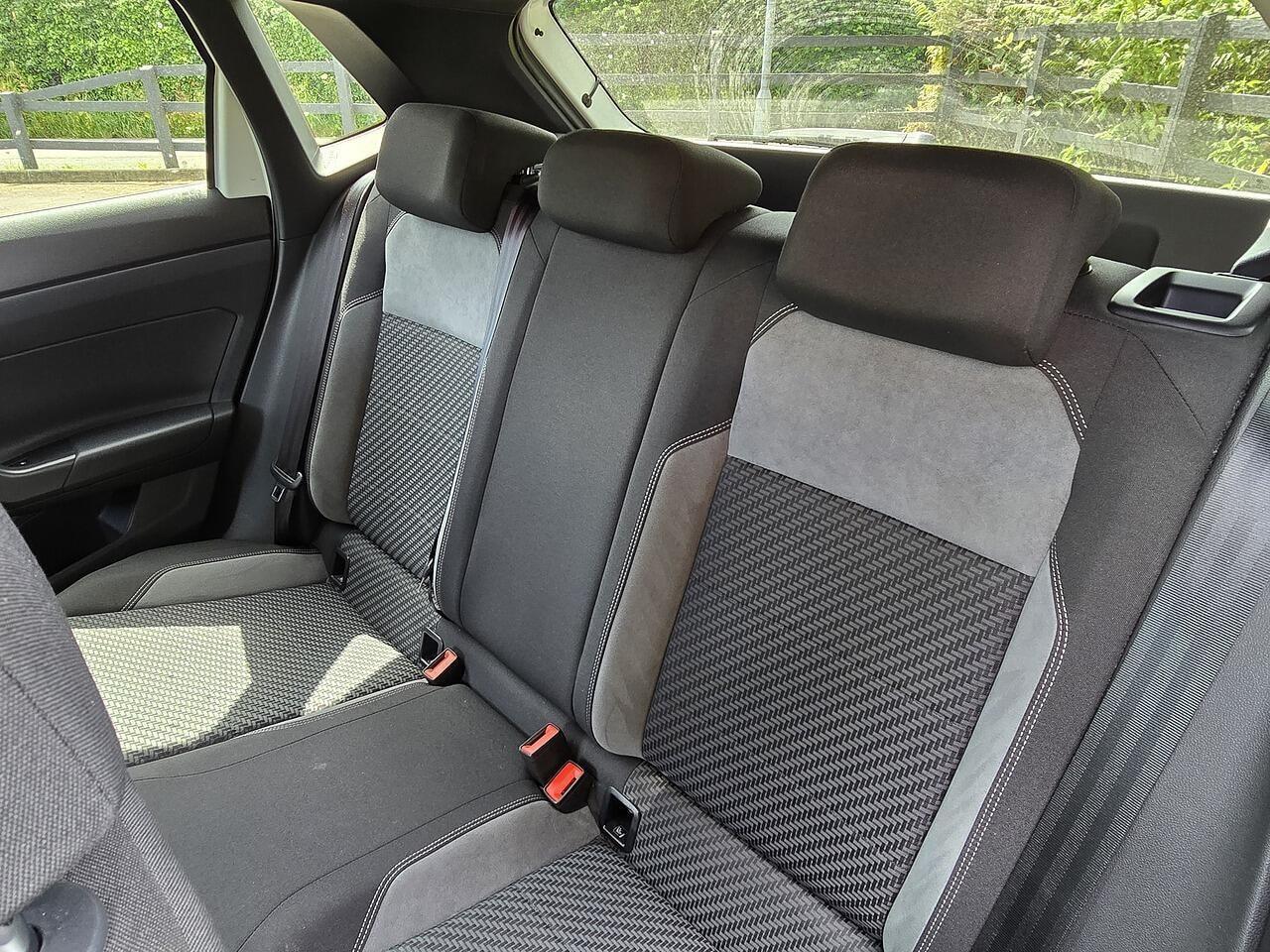 Volkswagen Polo - Image 6