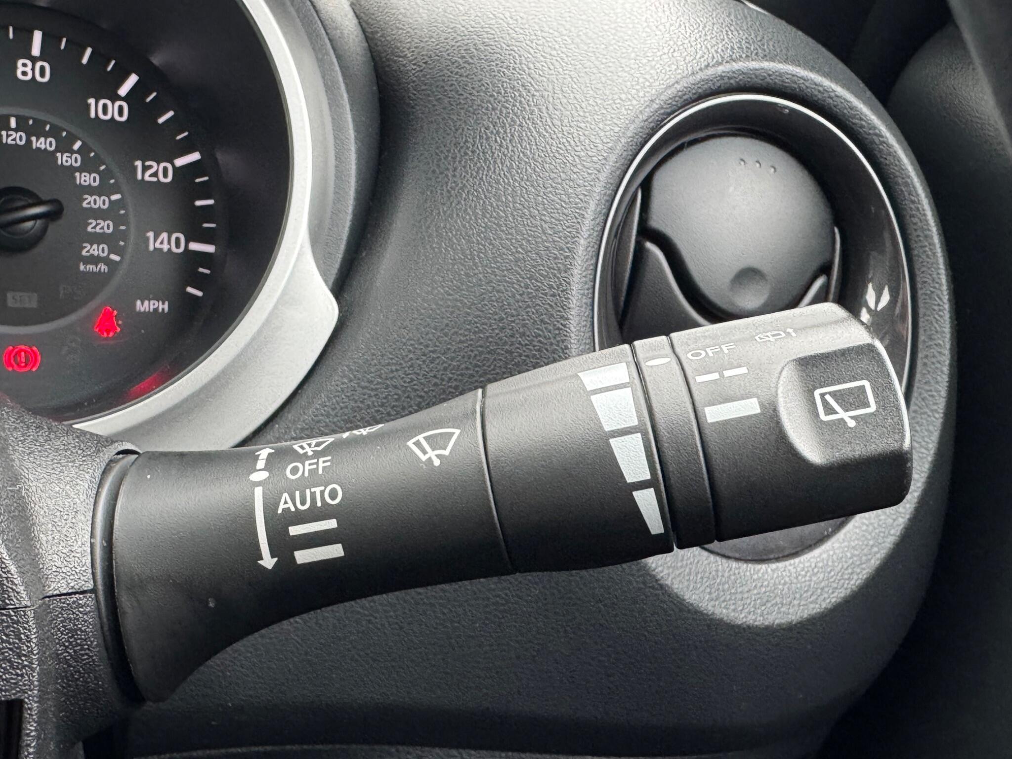 Nissan Juke - Image 36