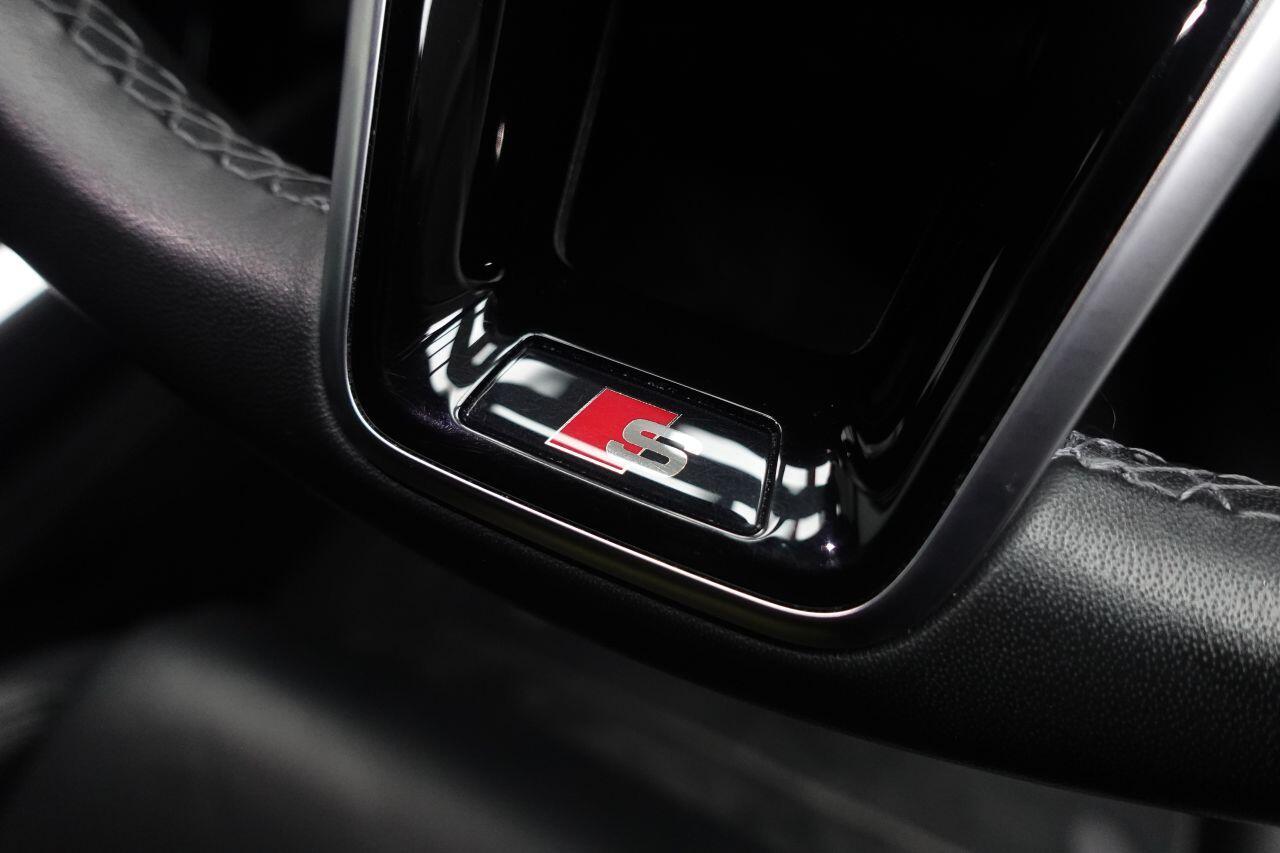 Audi E-Tron - Image 49