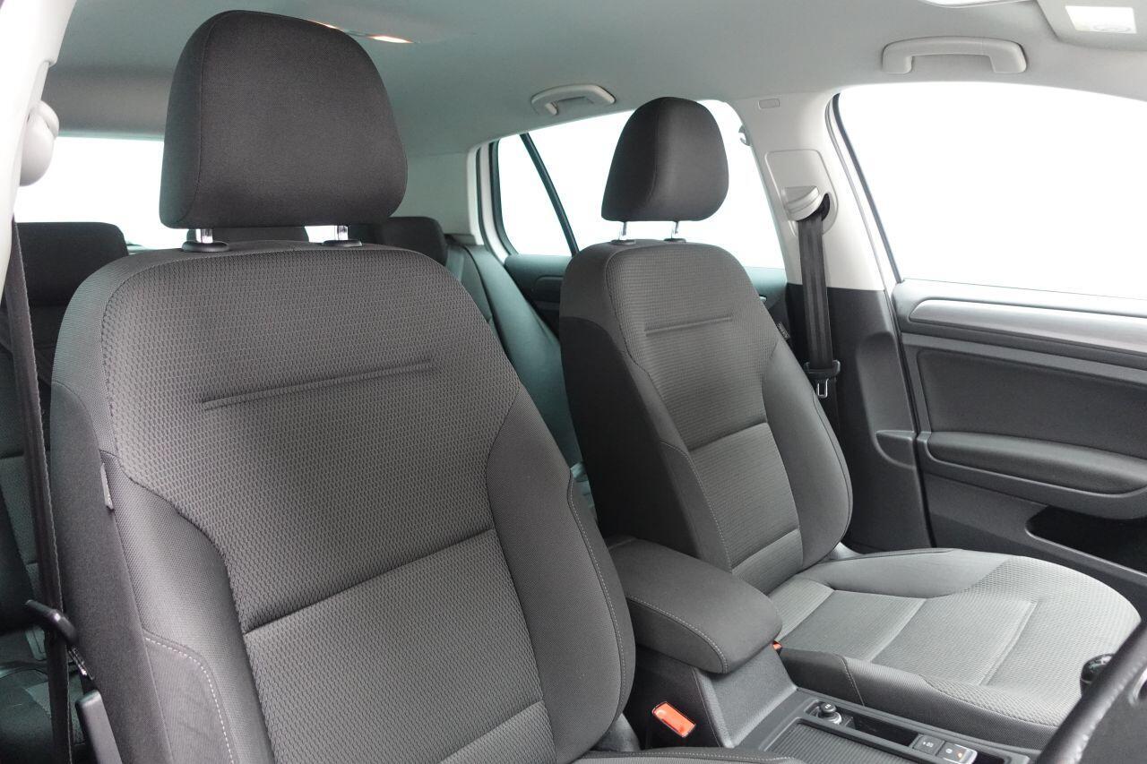 Volkswagen Golf - Image 3