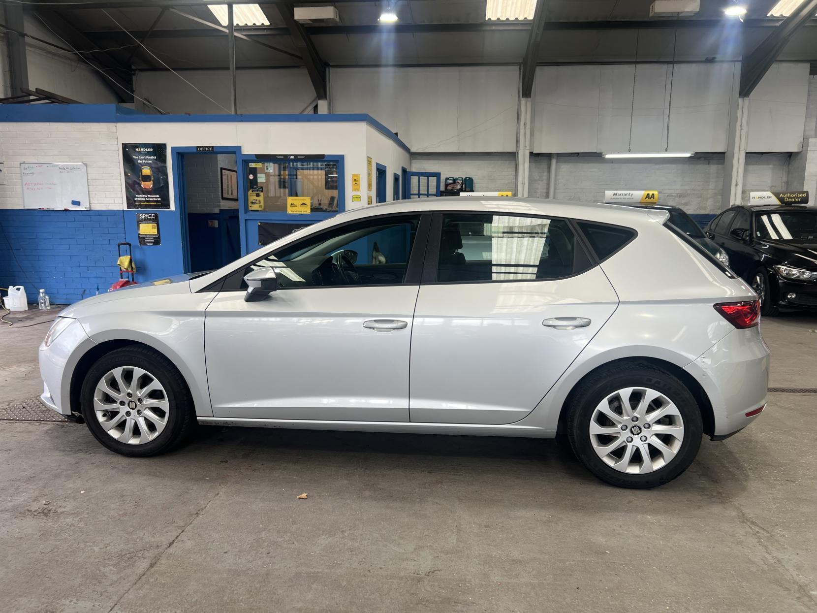 SEAT Leon - Image 9