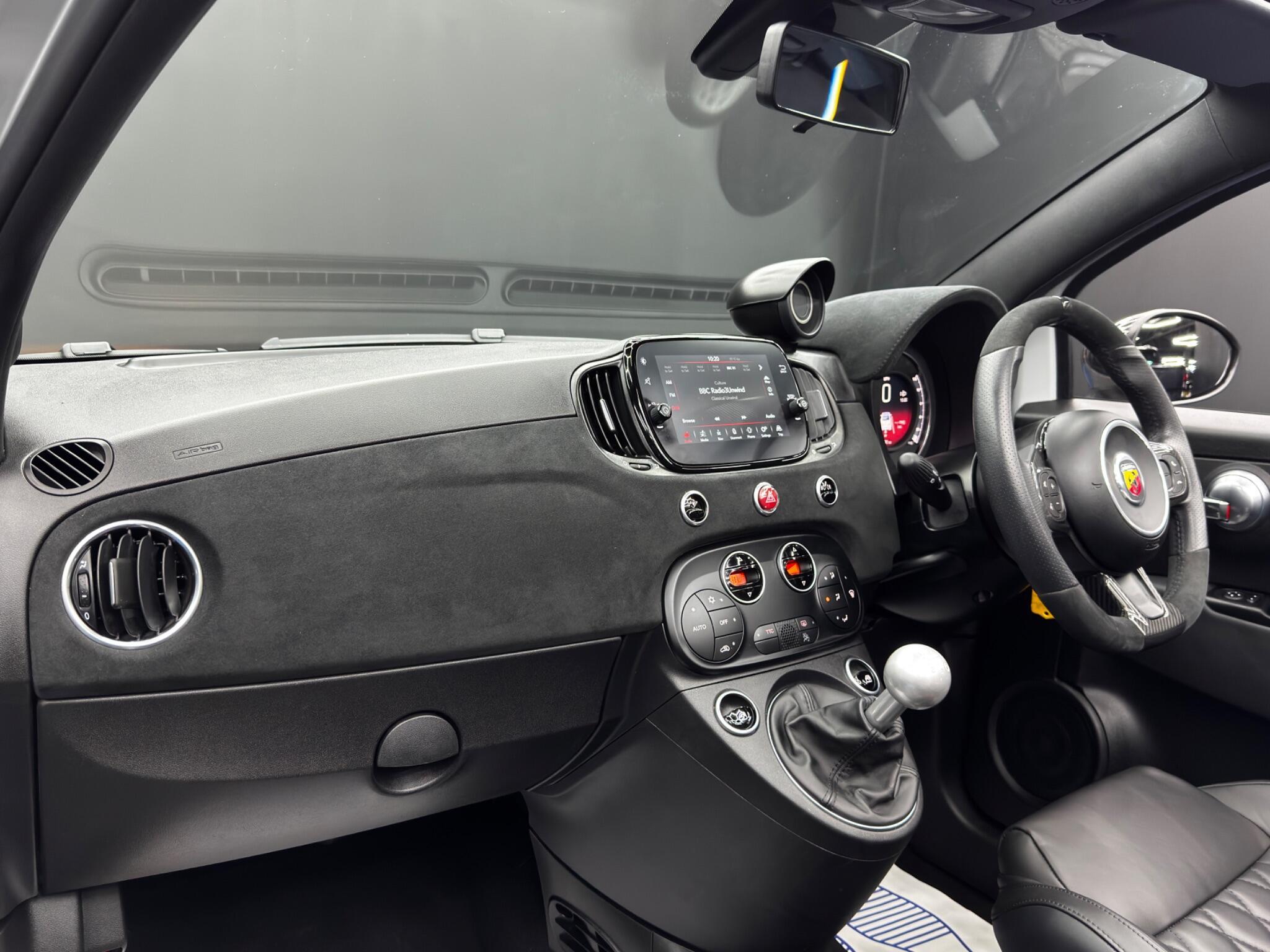 Abarth 695C - Image 11