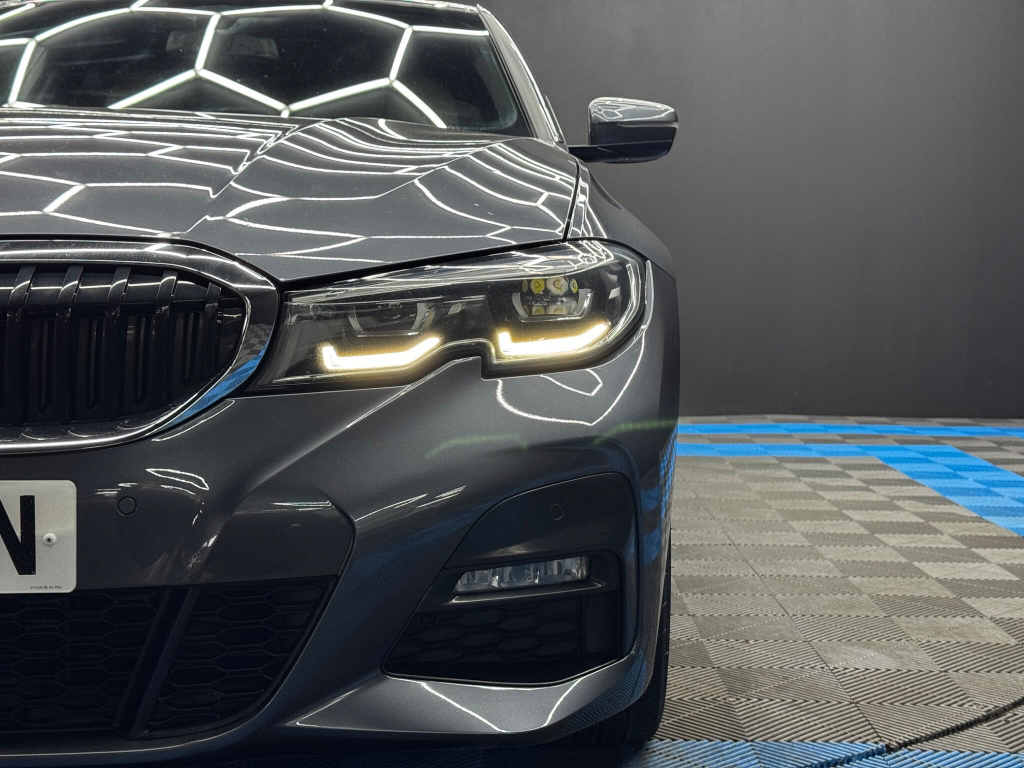 BMW 3 Series - Image 32