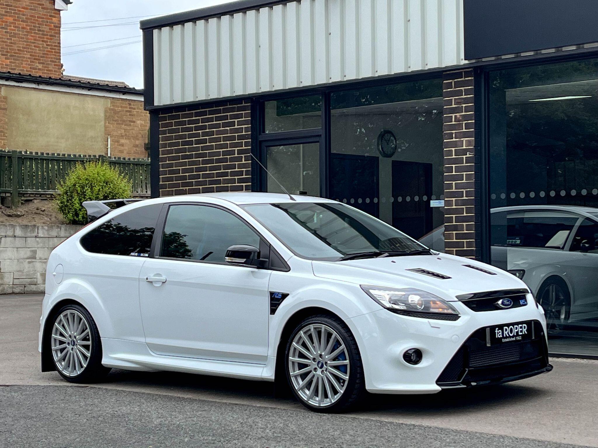 Ford Focus - Image 18