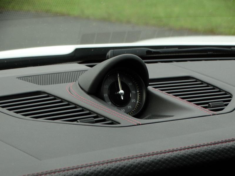 Porsche 911 - Image 13