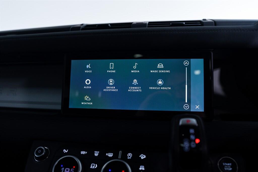 Land Rover Defender 110 - Image 22