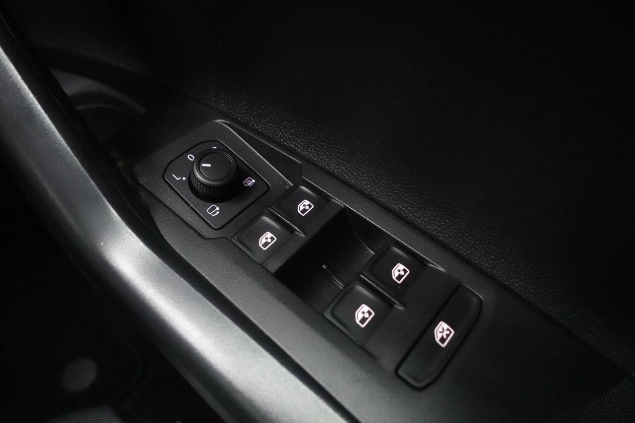 Volkswagen Polo - Image 46