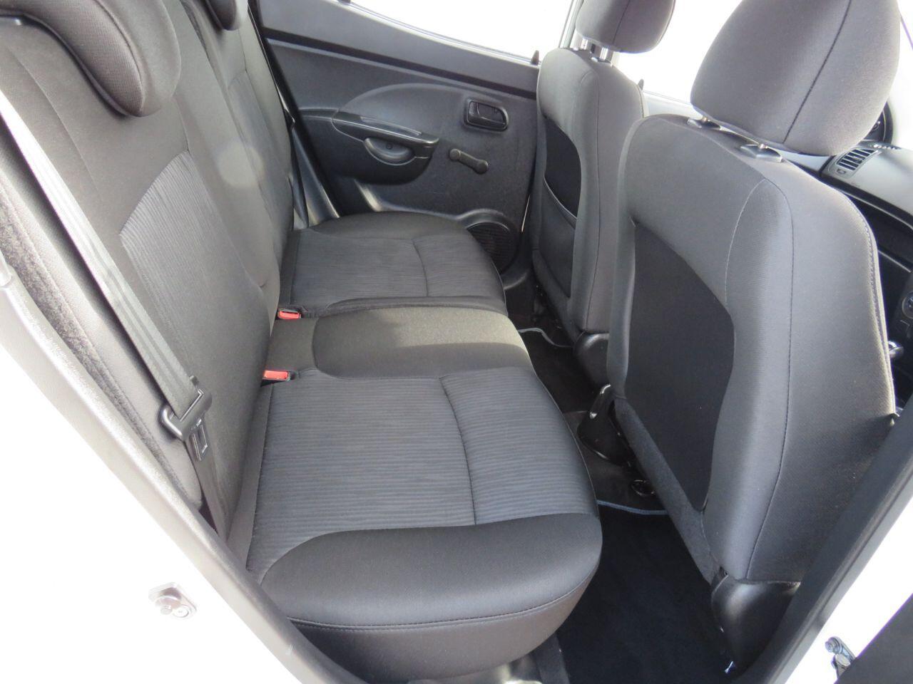 Kia Picanto - Image 8