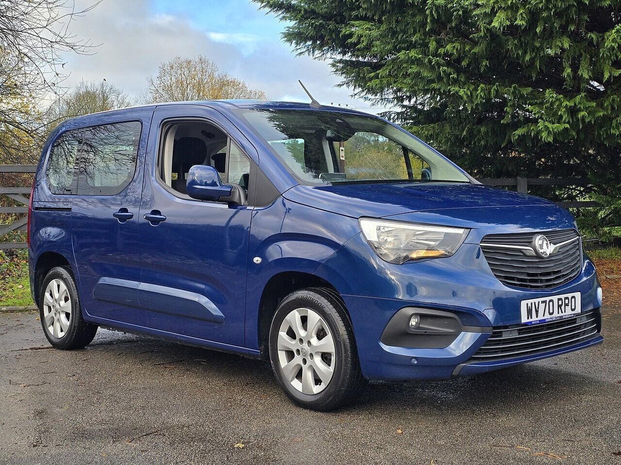 Vauxhall Combo Life - Image 17