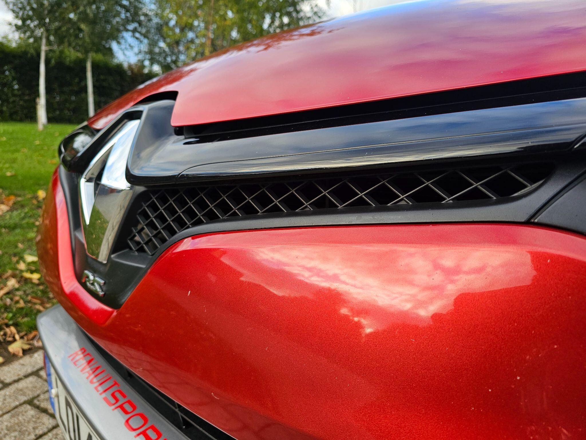 Renault Clio - Image 37