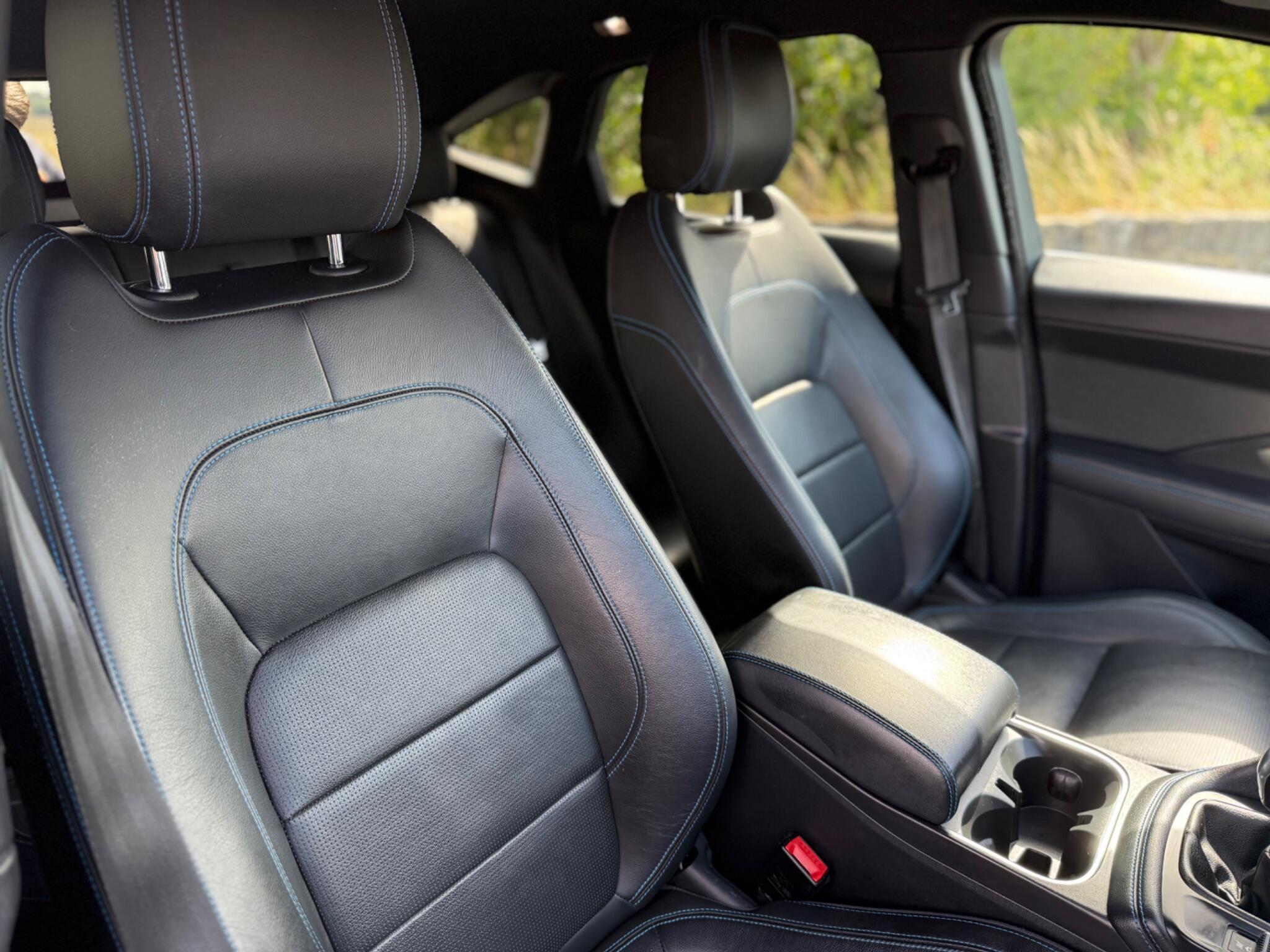 Jaguar E-Pace - Image 12