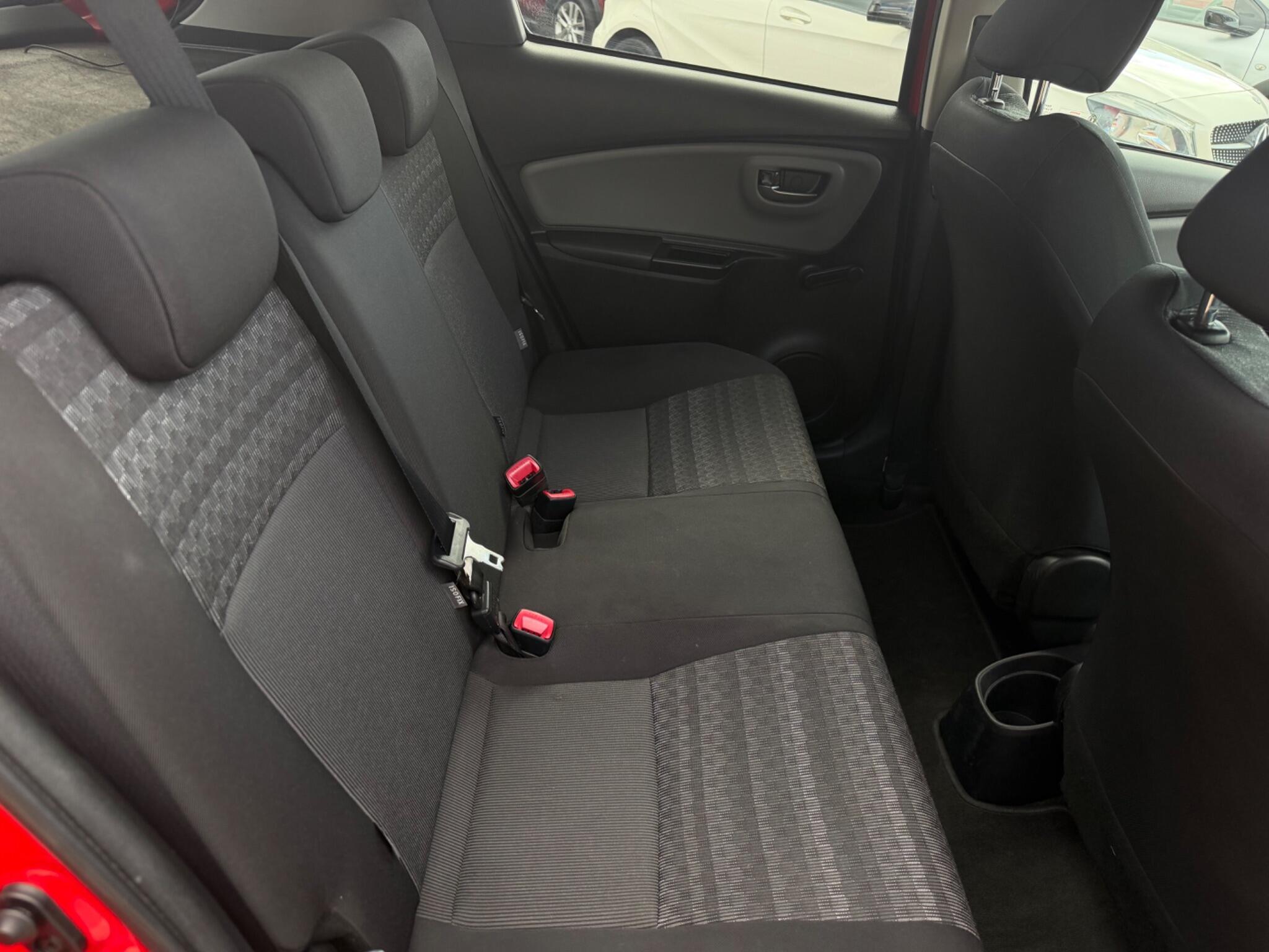 Toyota Yaris - Image 15