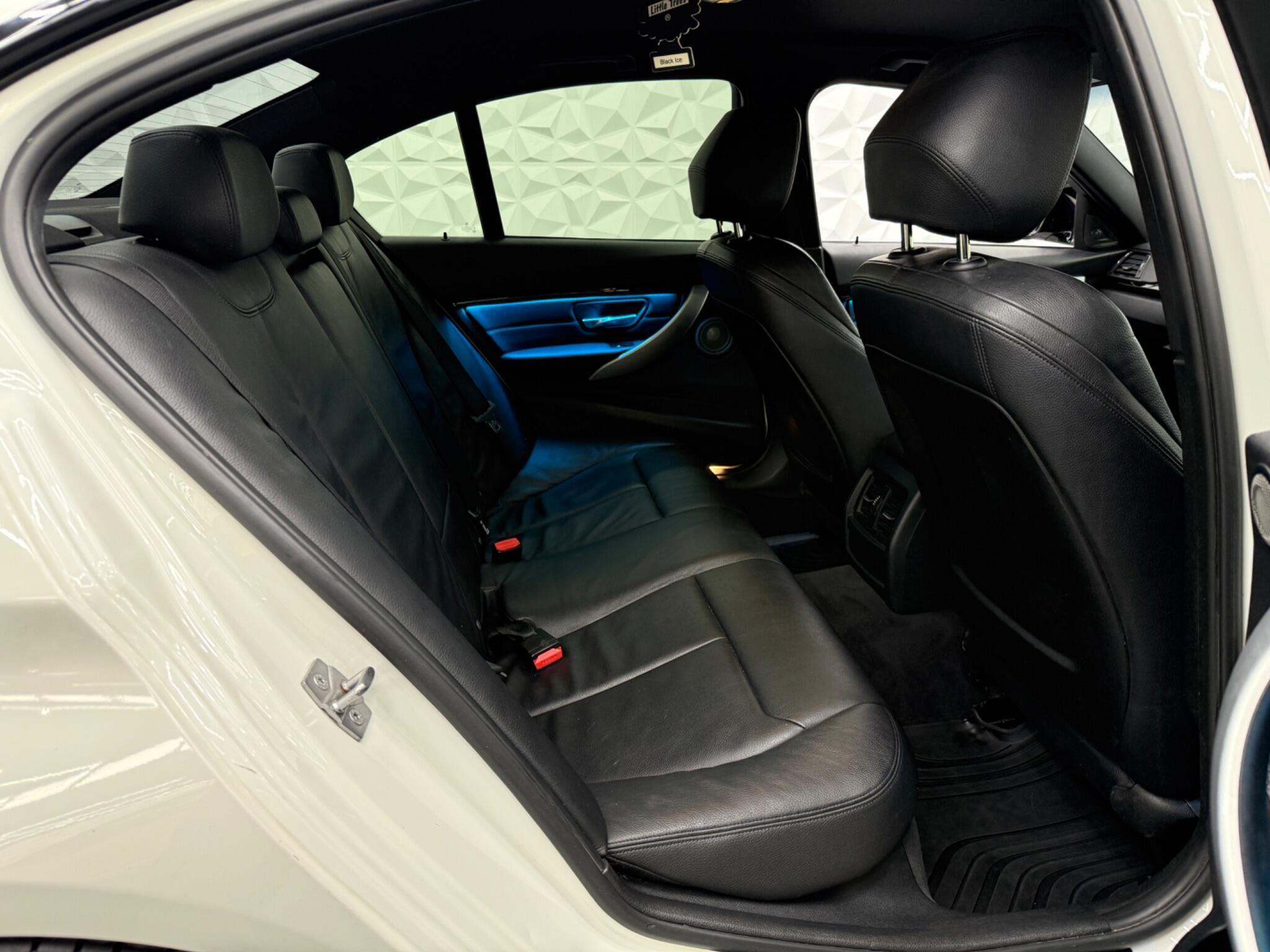 BMW 3 Series - Image 20