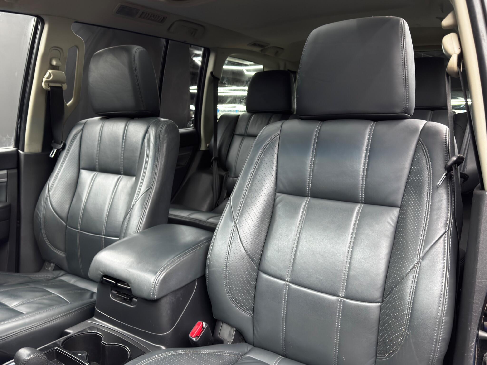 Mitsubishi Shogun - Image 14