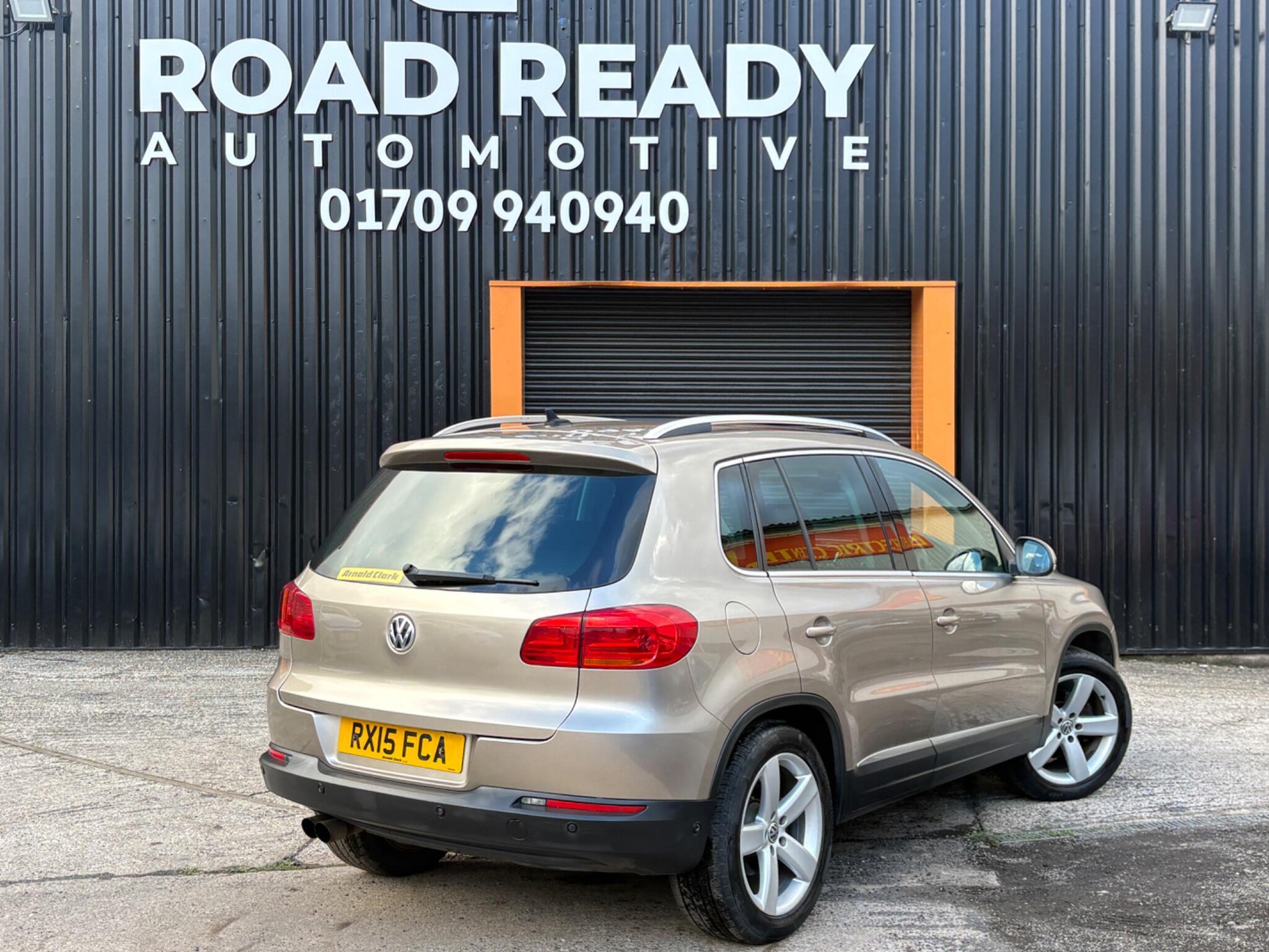 Volkswagen Tiguan - Image 4